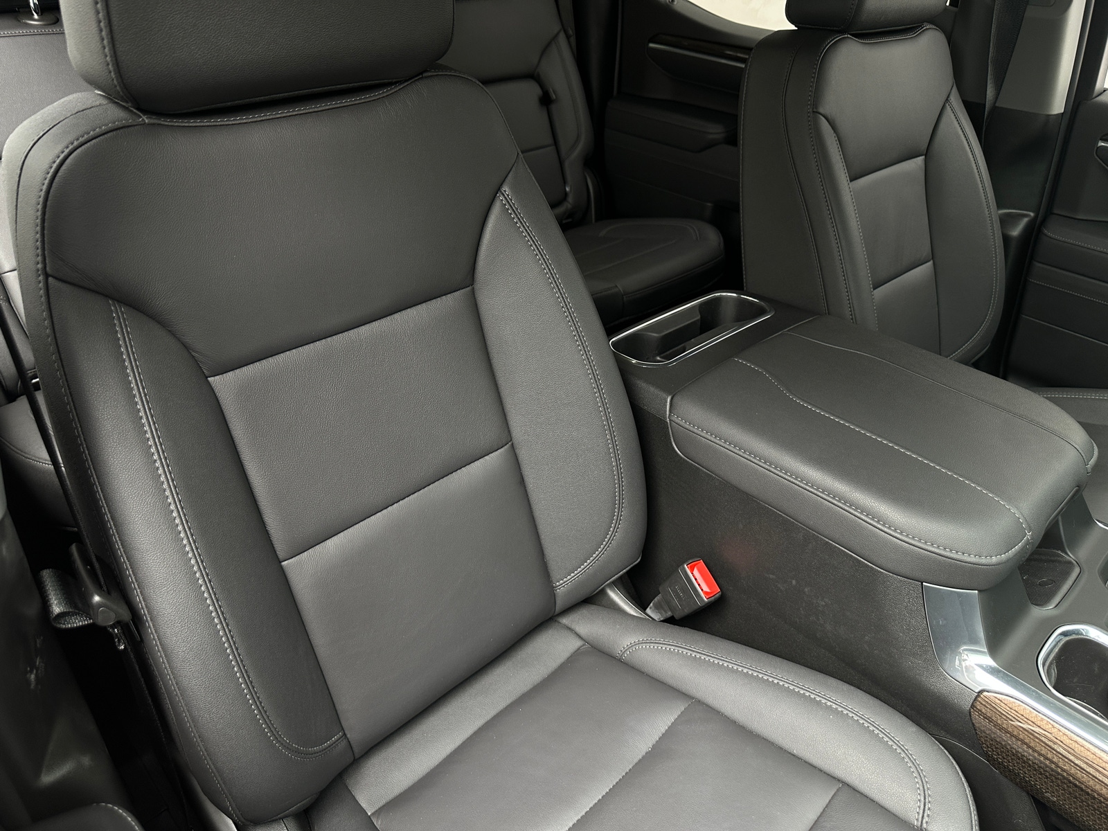 Thumbnail: 2025 Chevrolet Silverado 1500 - 2