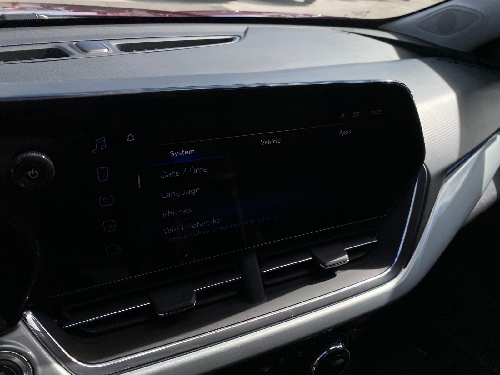 Thumbnail: 2025 Chevrolet Trax - 4