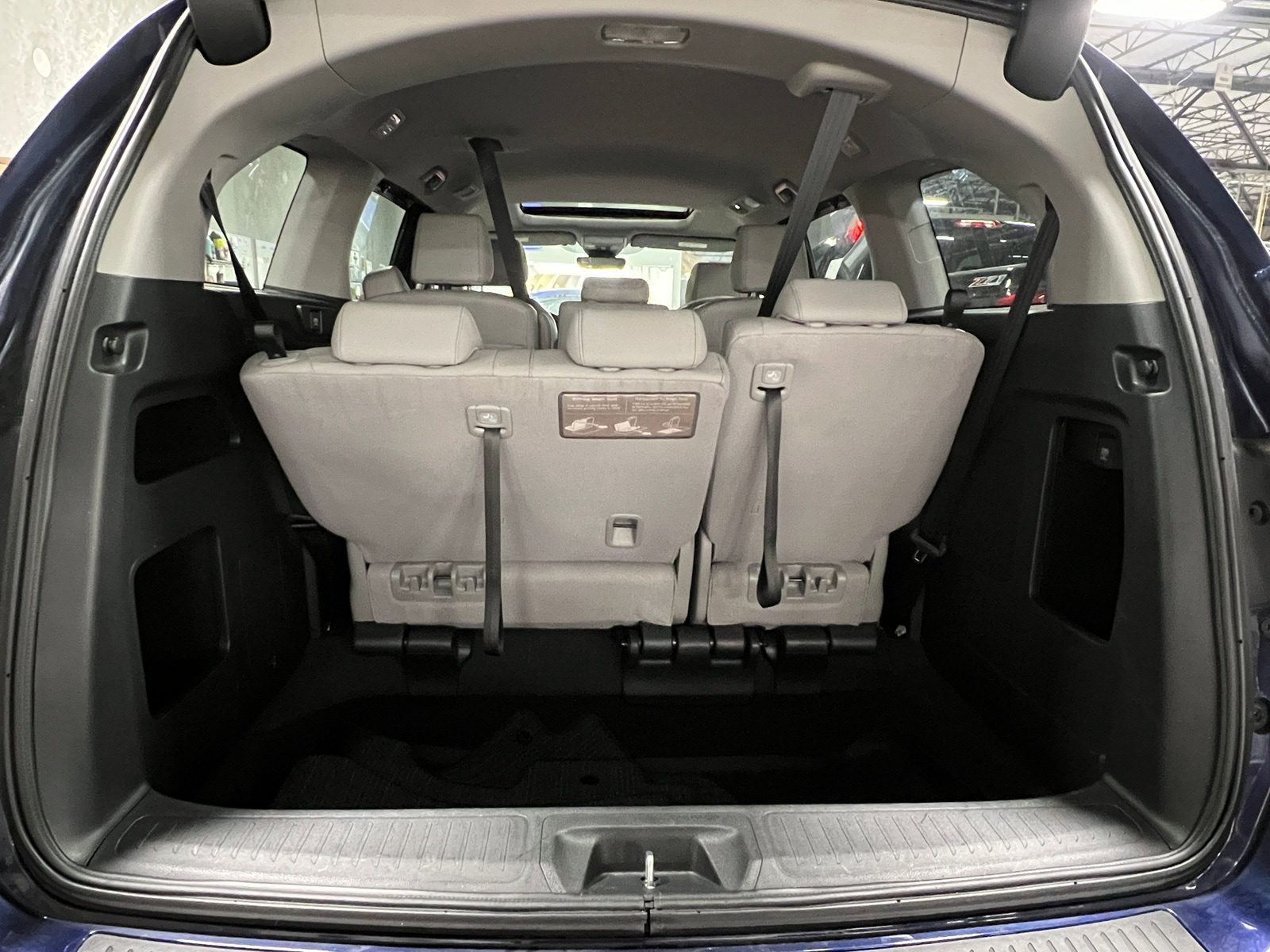 Thumbnail: 2022 Honda Odyssey - 6