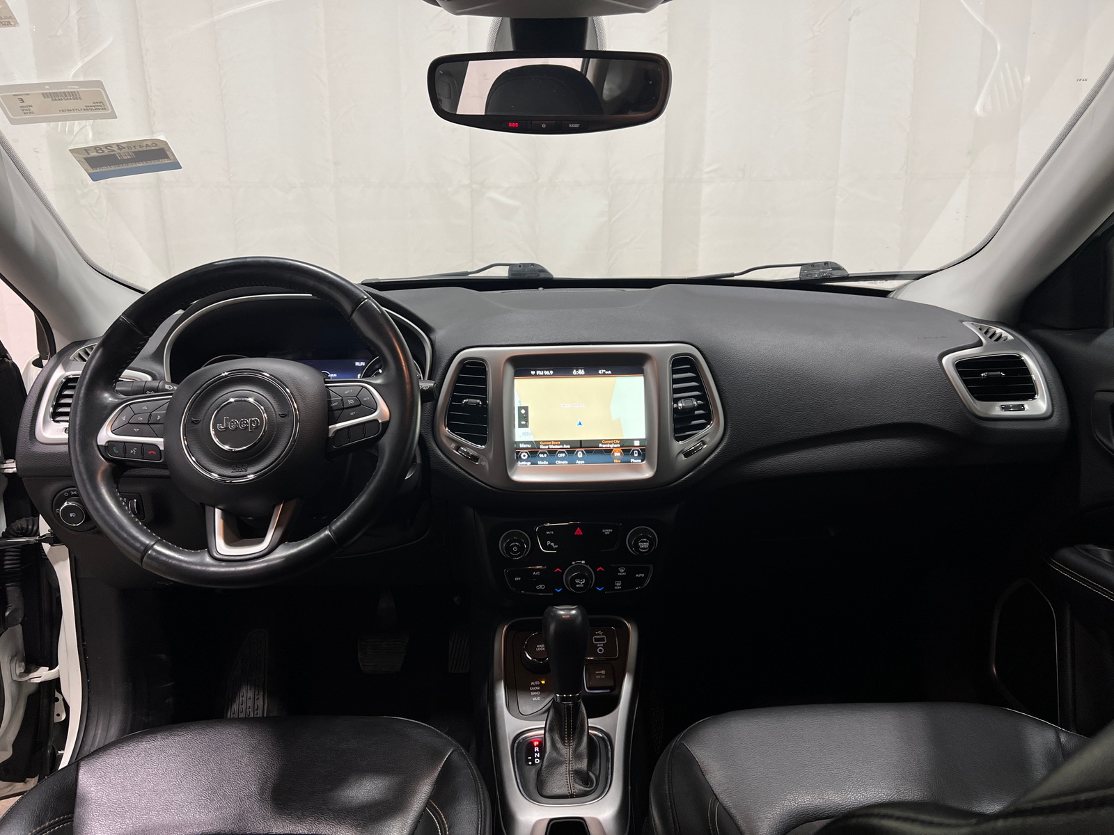 Thumbnail: 2018 Jeep Compass - 3