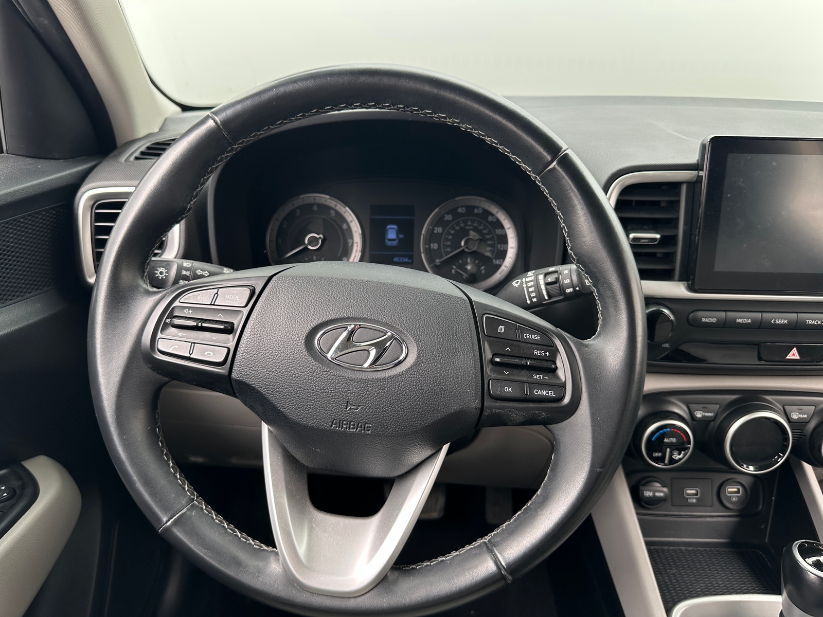 Thumbnail: 2021 Hyundai Venue - 5