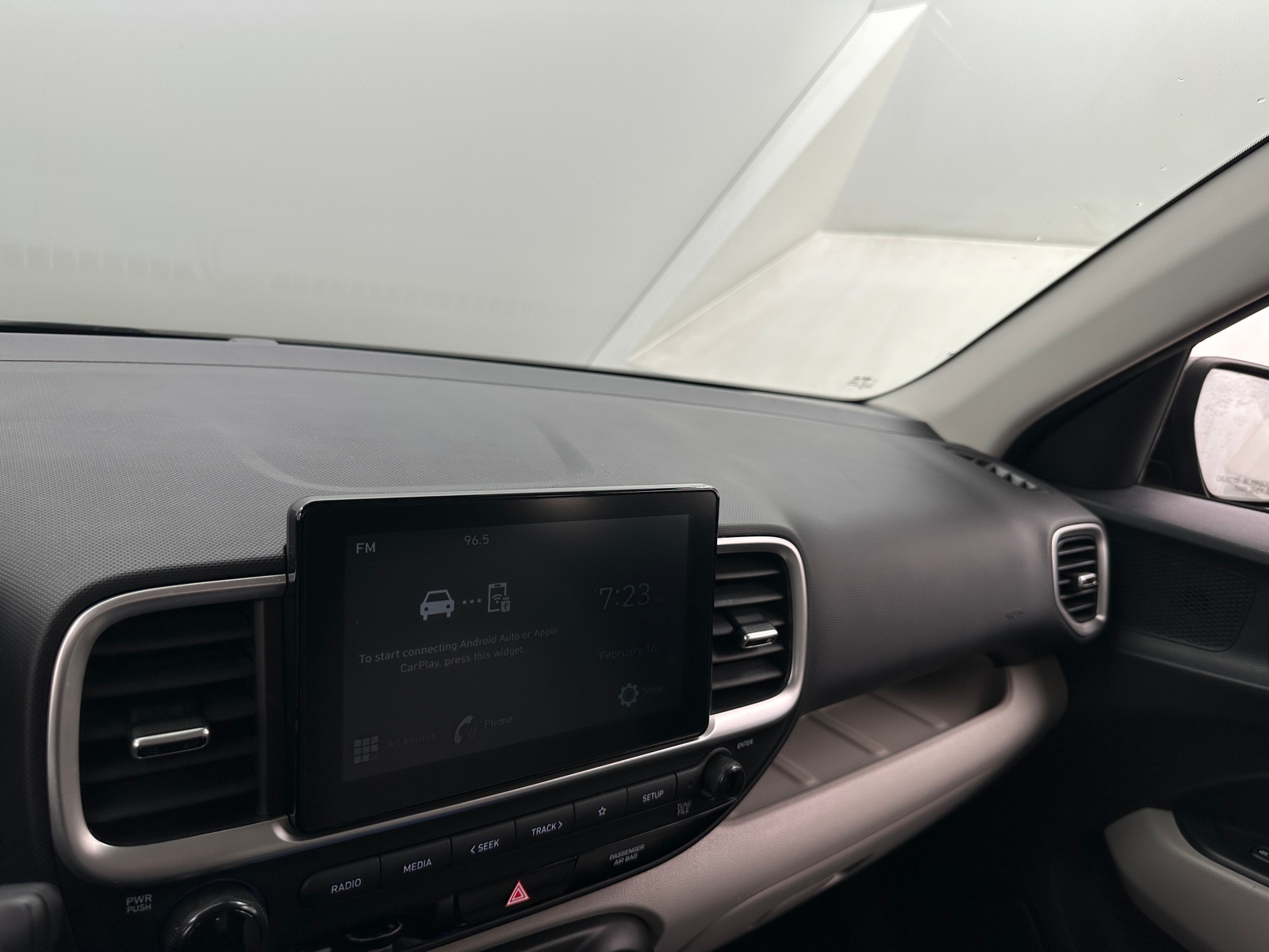 Thumbnail: 2021 Hyundai Venue - 4