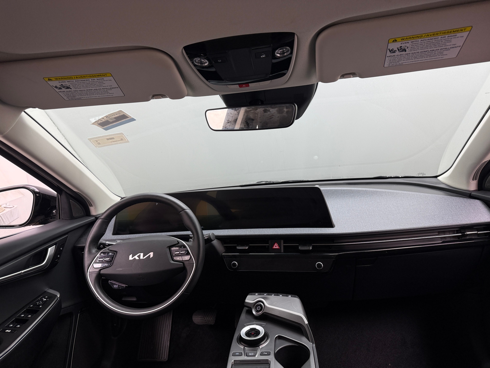 Thumbnail: 2022 Kia EV6 - 2