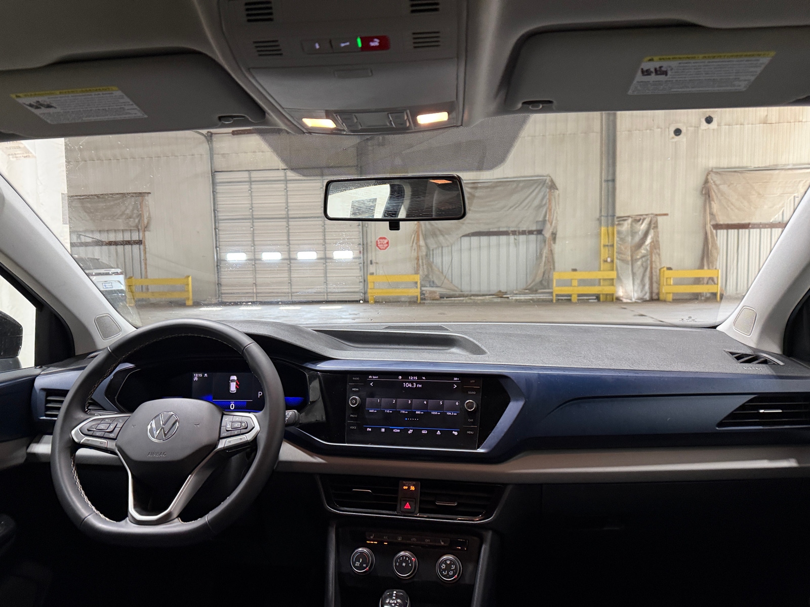 Thumbnail: 2022 Volkswagen Taos - 2