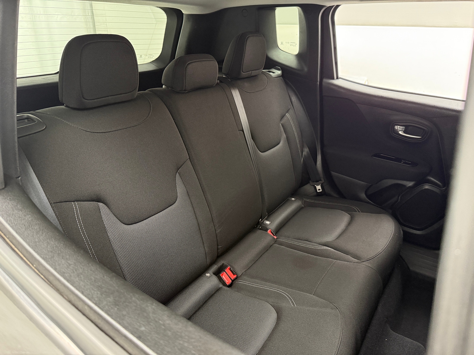 Thumbnail: 2021 Jeep Renegade - 6