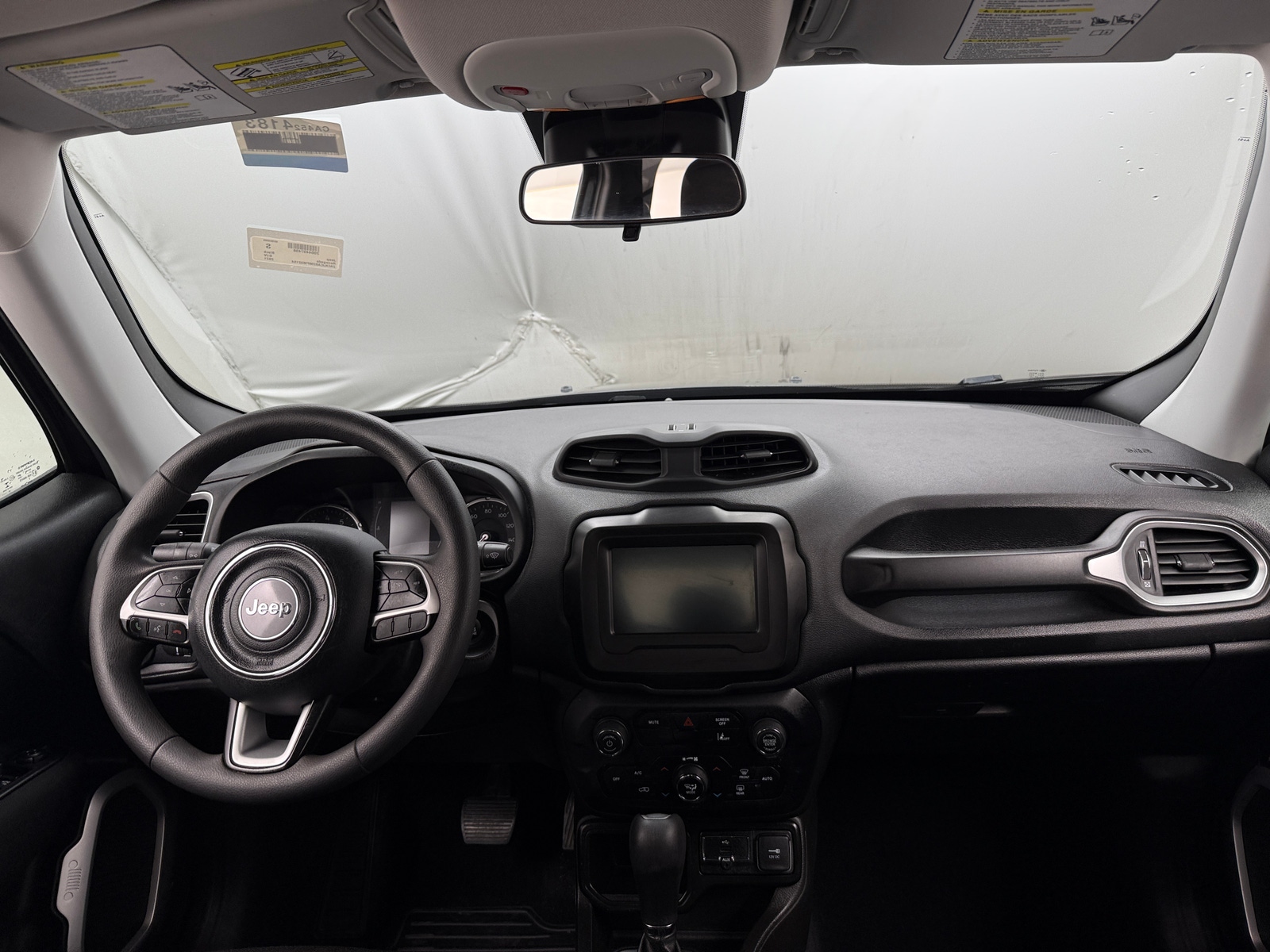 Thumbnail: 2021 Jeep Renegade - 3