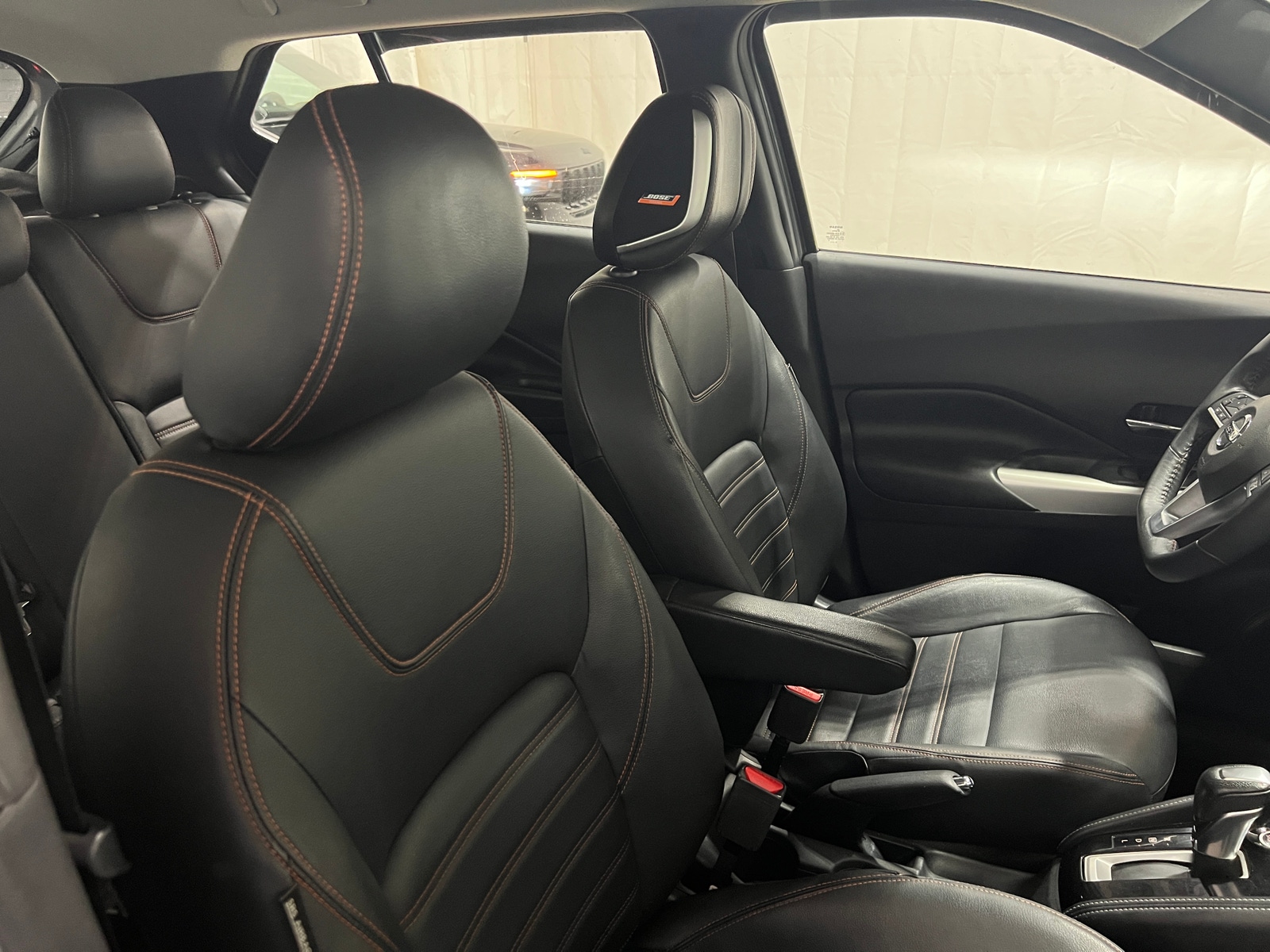 Thumbnail: 2019 Nissan Kicks - 2