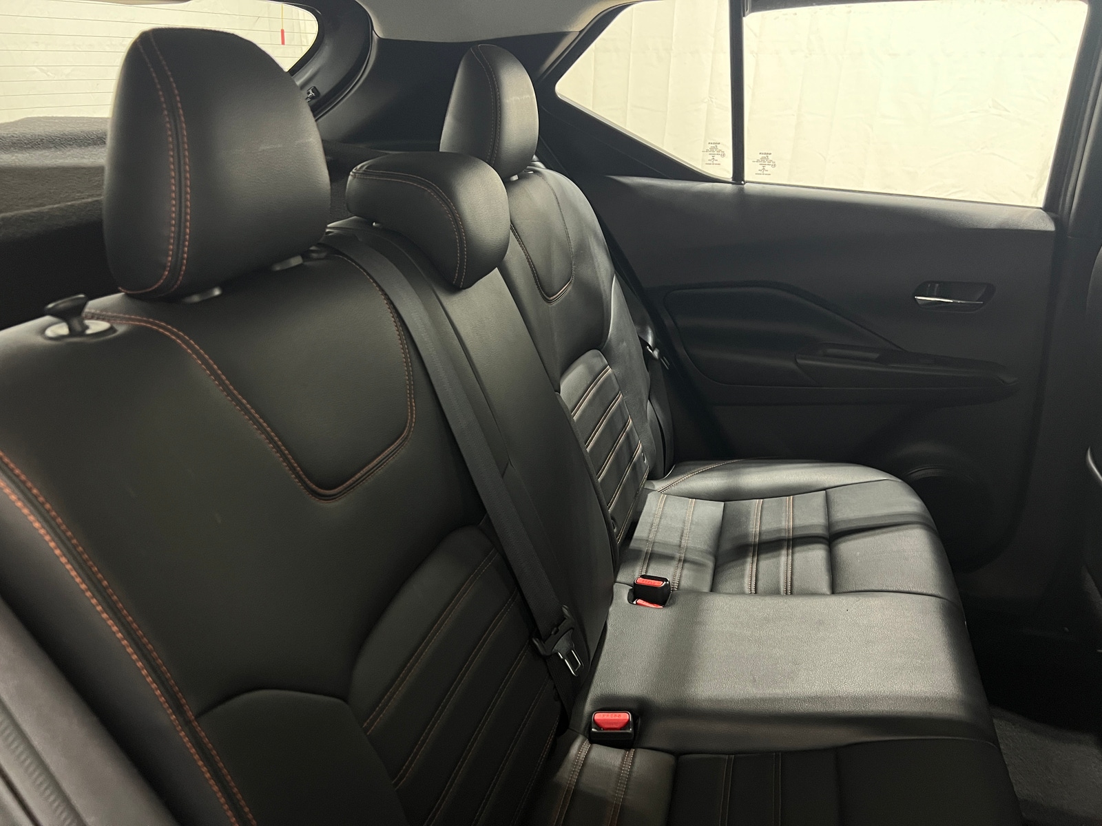 Thumbnail: 2019 Nissan Kicks - 6