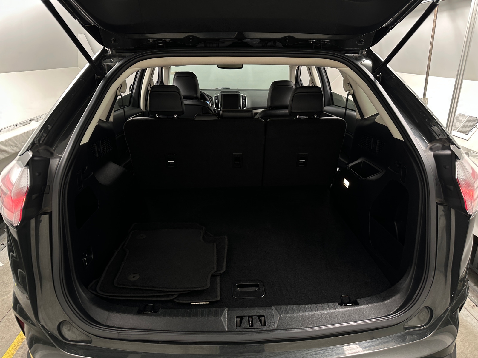 Thumbnail: 2024 Ford Edge - 6