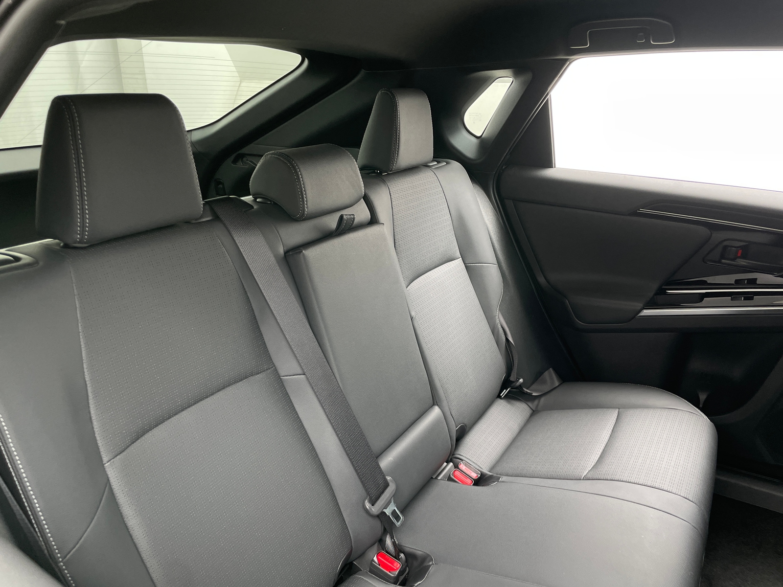 Thumbnail: 2023 Subaru Solterra - 5