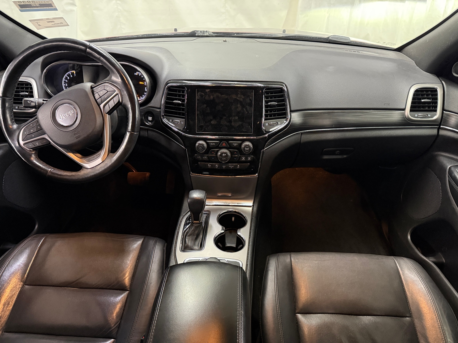 Thumbnail: 2020 Jeep Grand Cherokee - 2