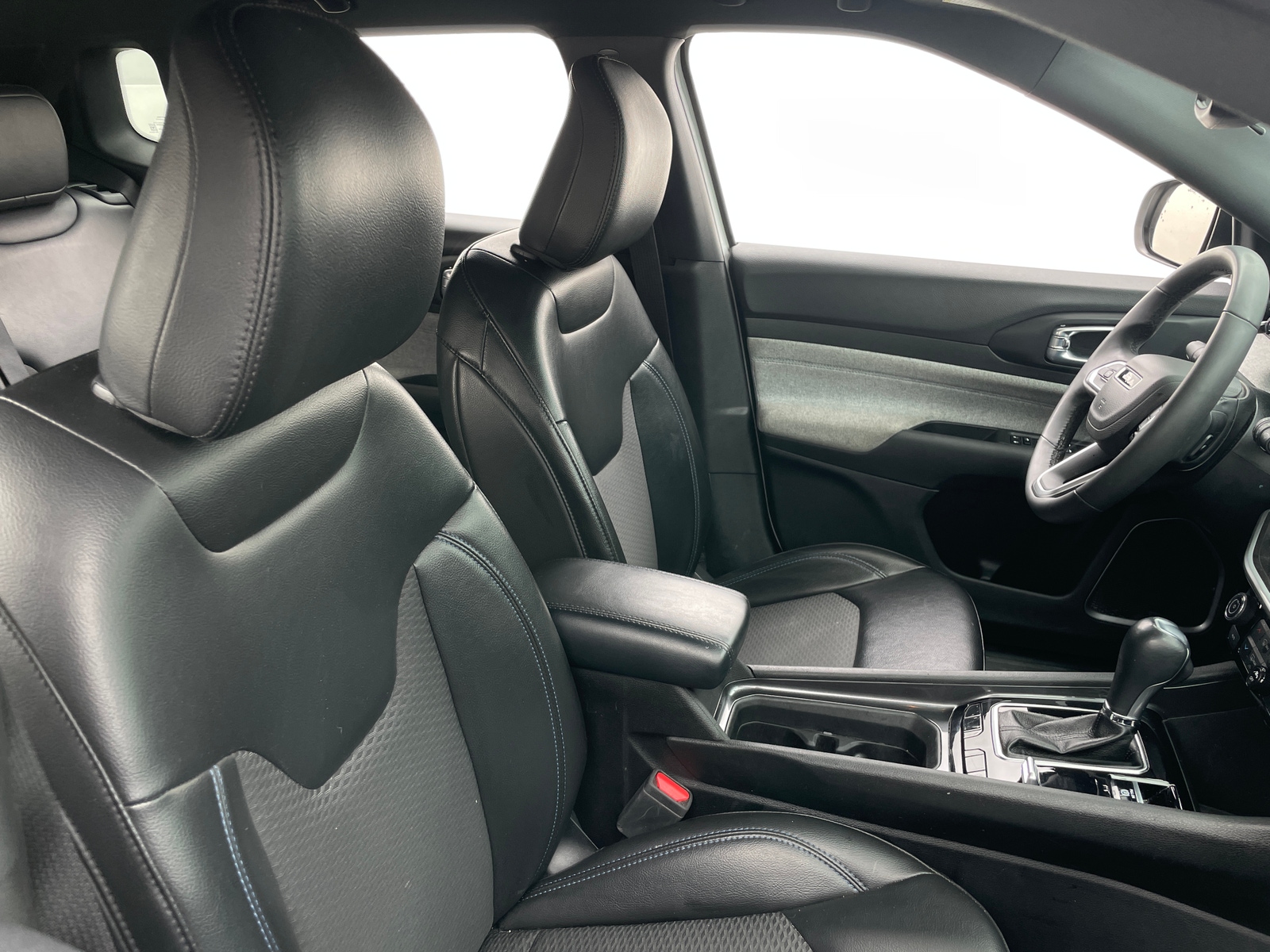 Thumbnail: 2023 Jeep Compass - 2