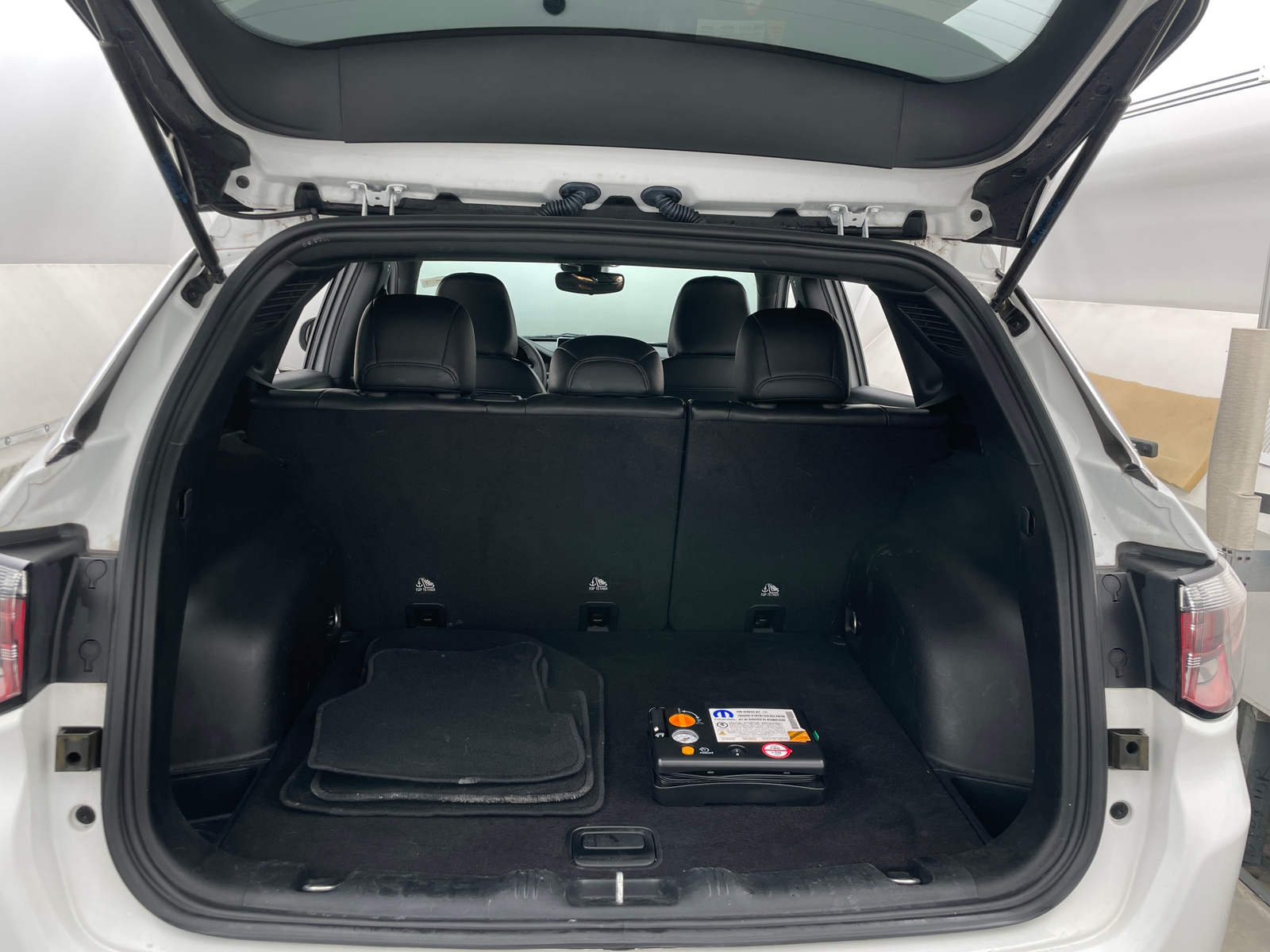 Thumbnail: 2023 Jeep Compass - 7