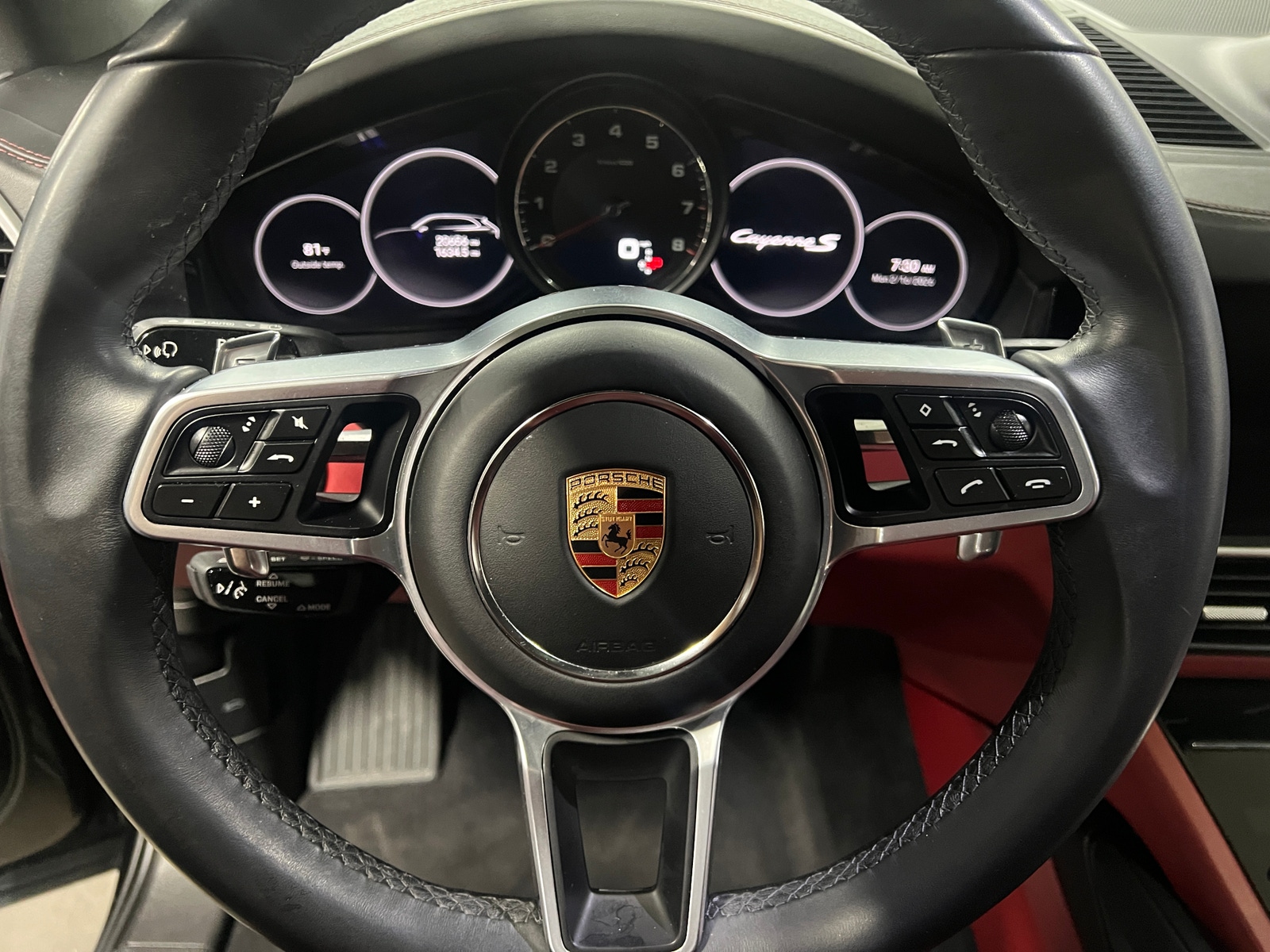 Thumbnail: 2023 Porsche Cayenne - 4