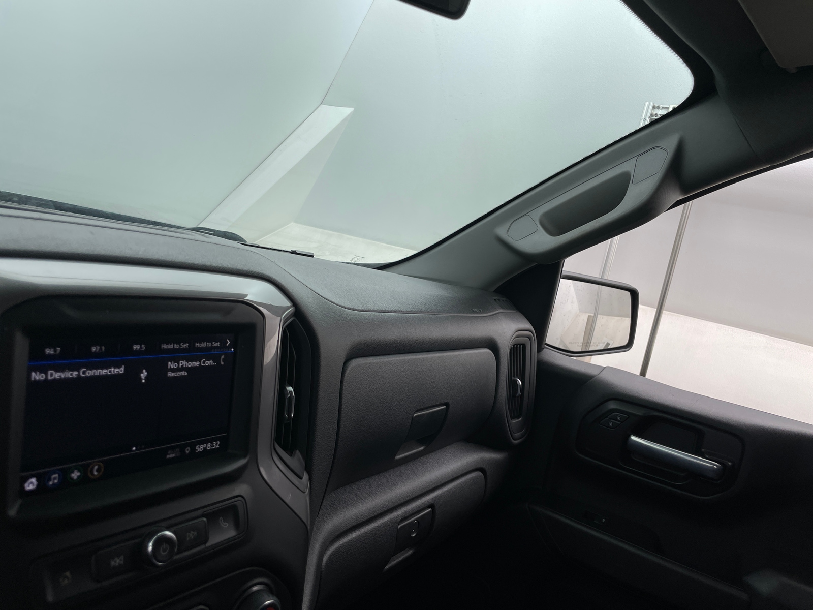 Thumbnail: 2021 Chevrolet Silverado 1500 - 4