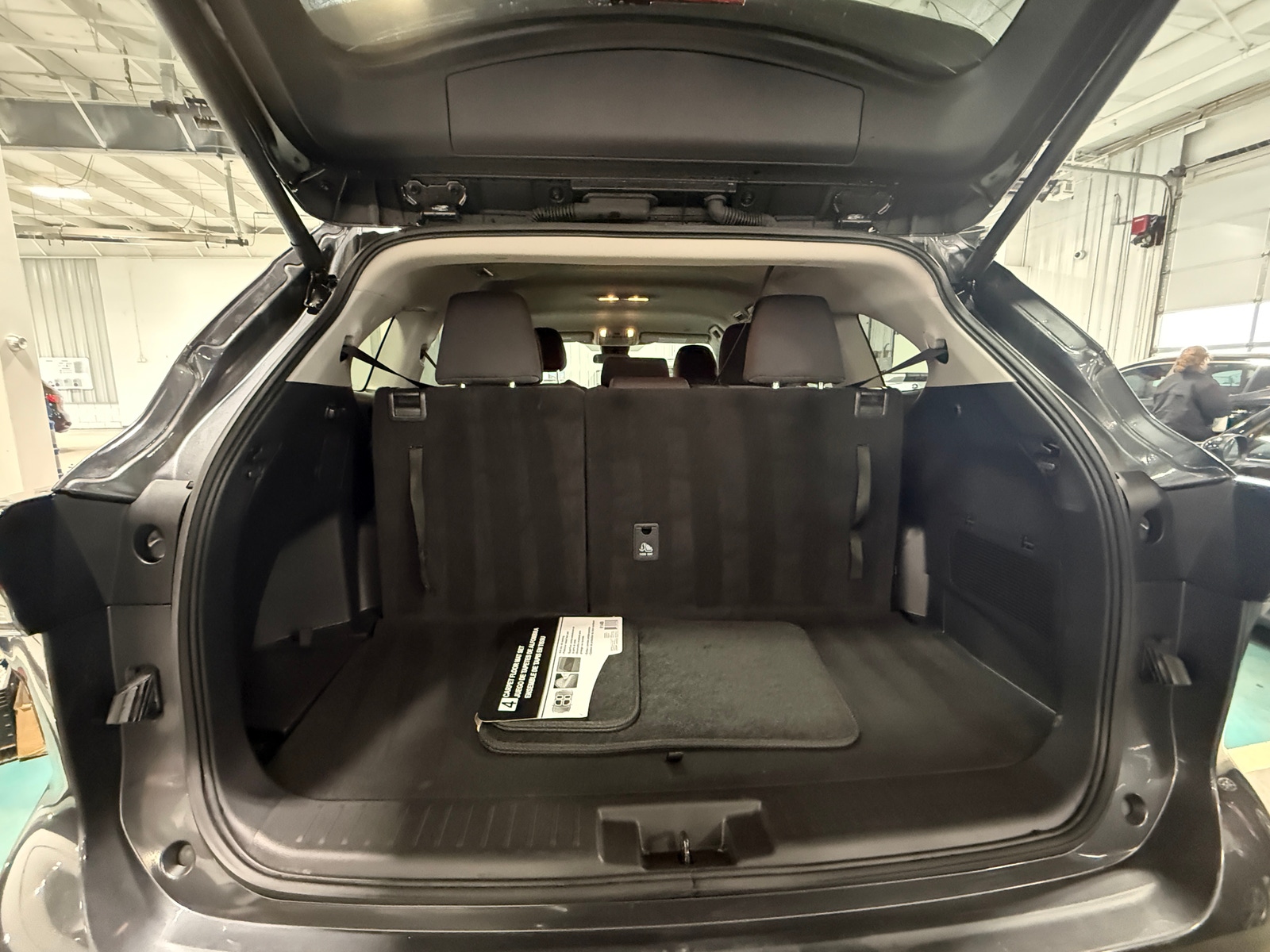 Thumbnail: 2025 Toyota Highlander - 7