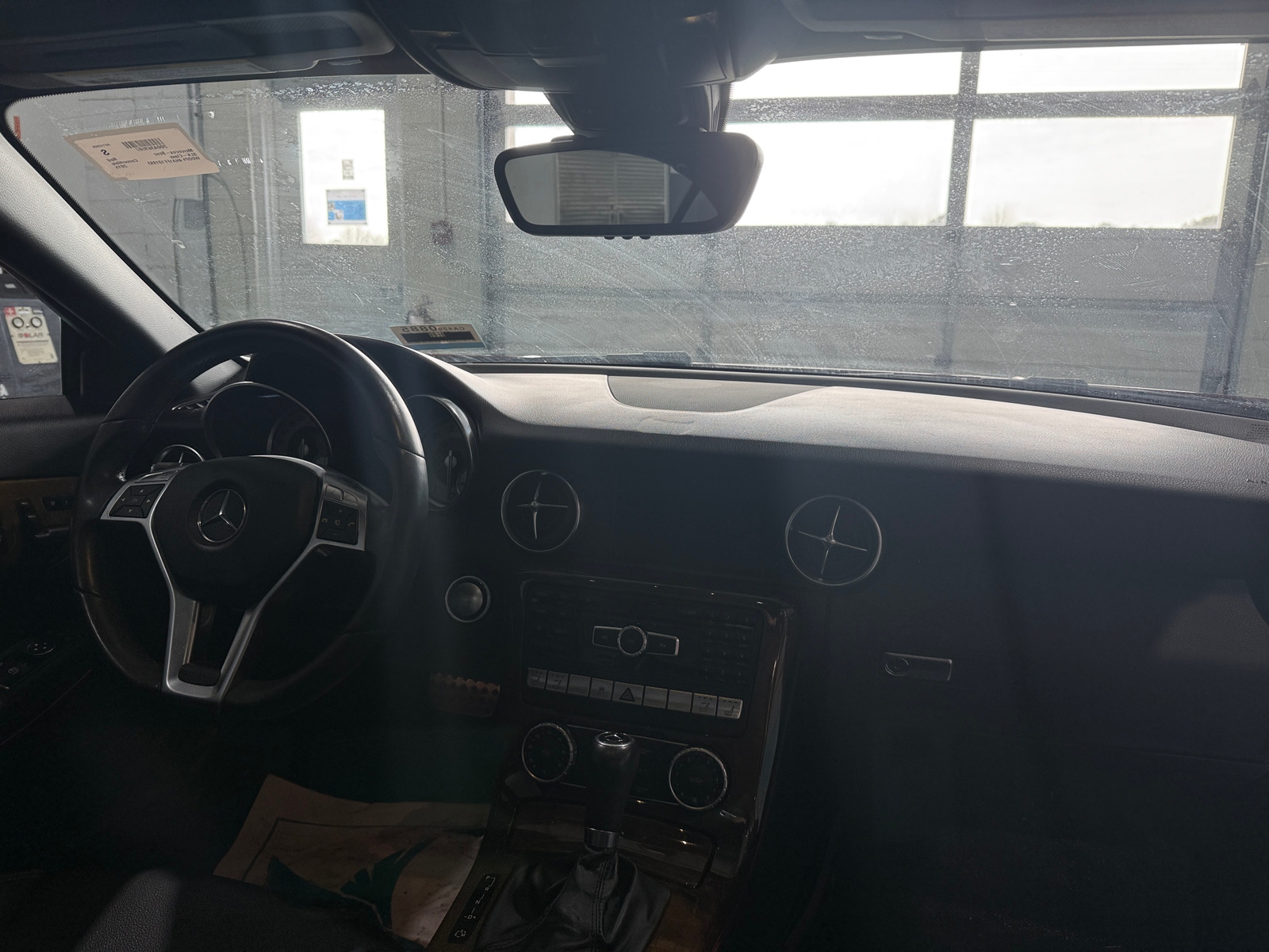 Thumbnail: 2015 Mercedes-Benz SLK - 2