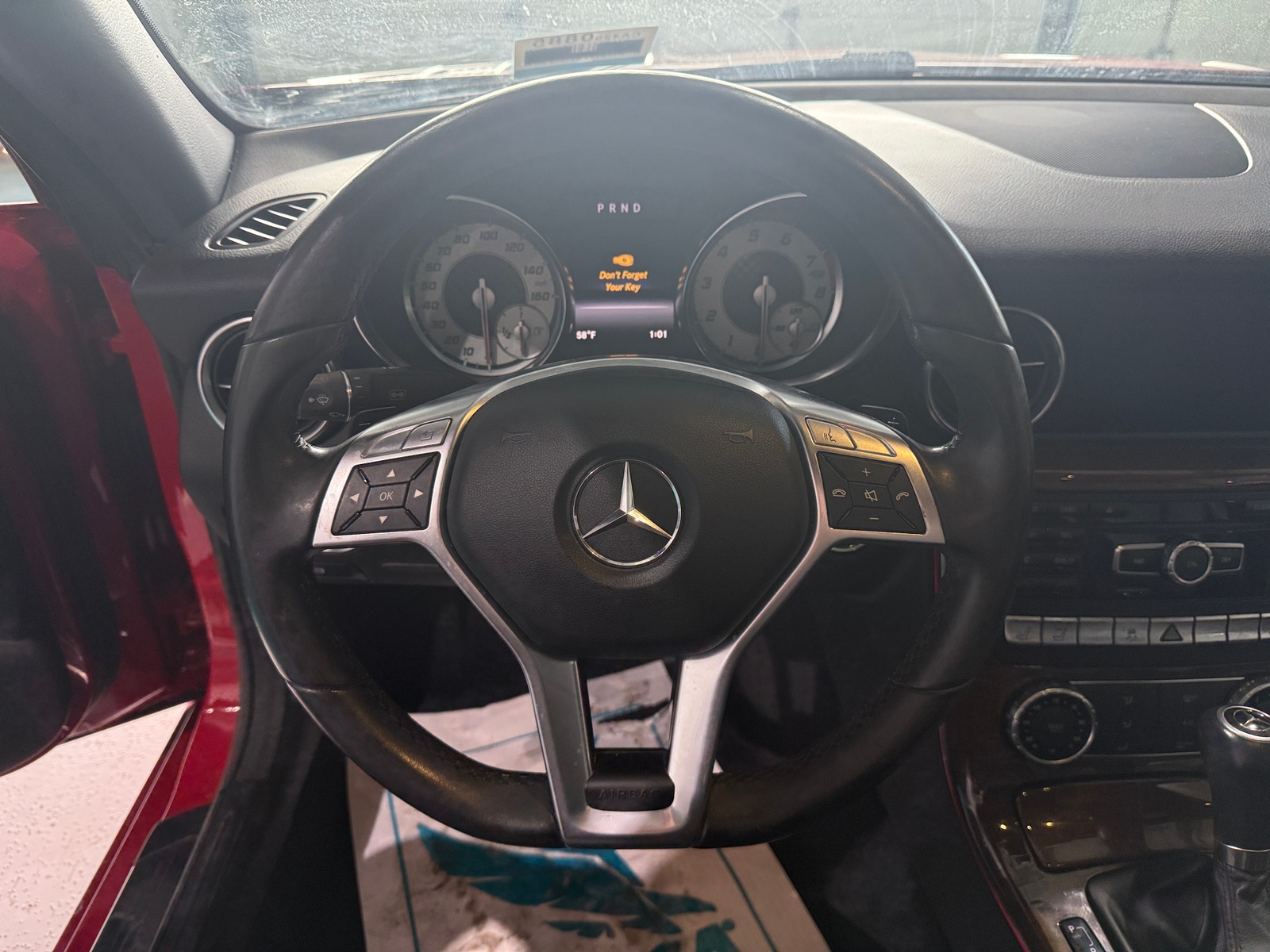 Thumbnail: 2015 Mercedes-Benz SLK - 4