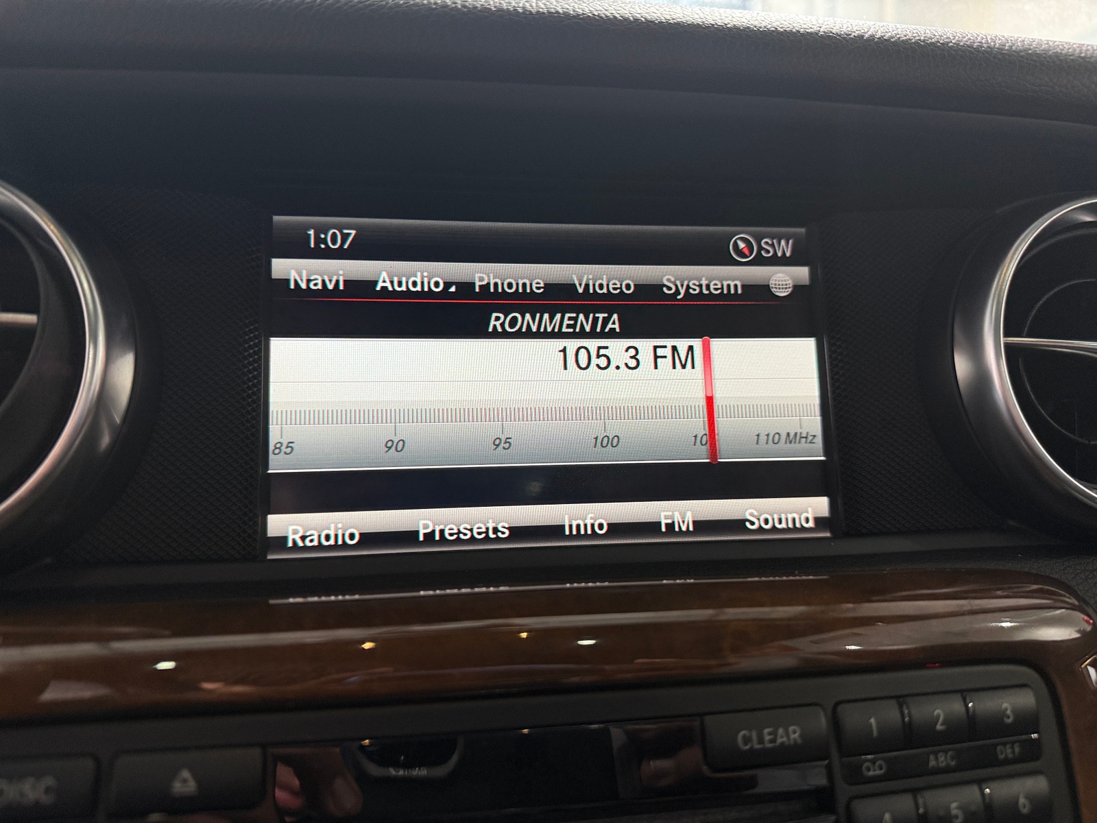 Thumbnail: 2015 Mercedes-Benz SLK - 3