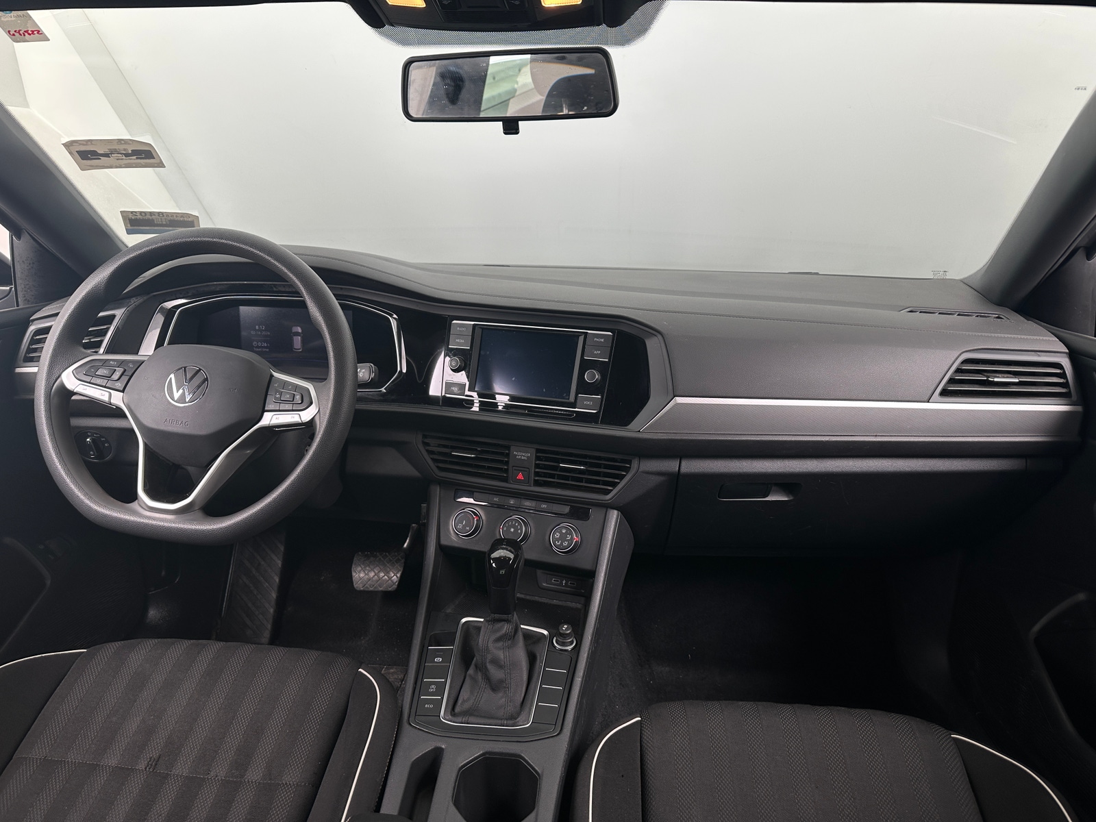 Thumbnail: 2022 Volkswagen Jetta - 3