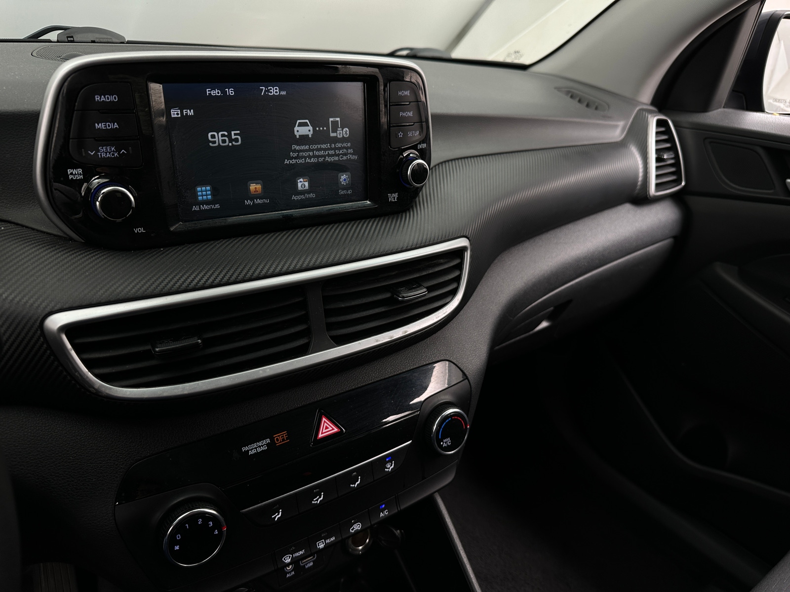 Thumbnail: 2019 Hyundai Tucson - 4