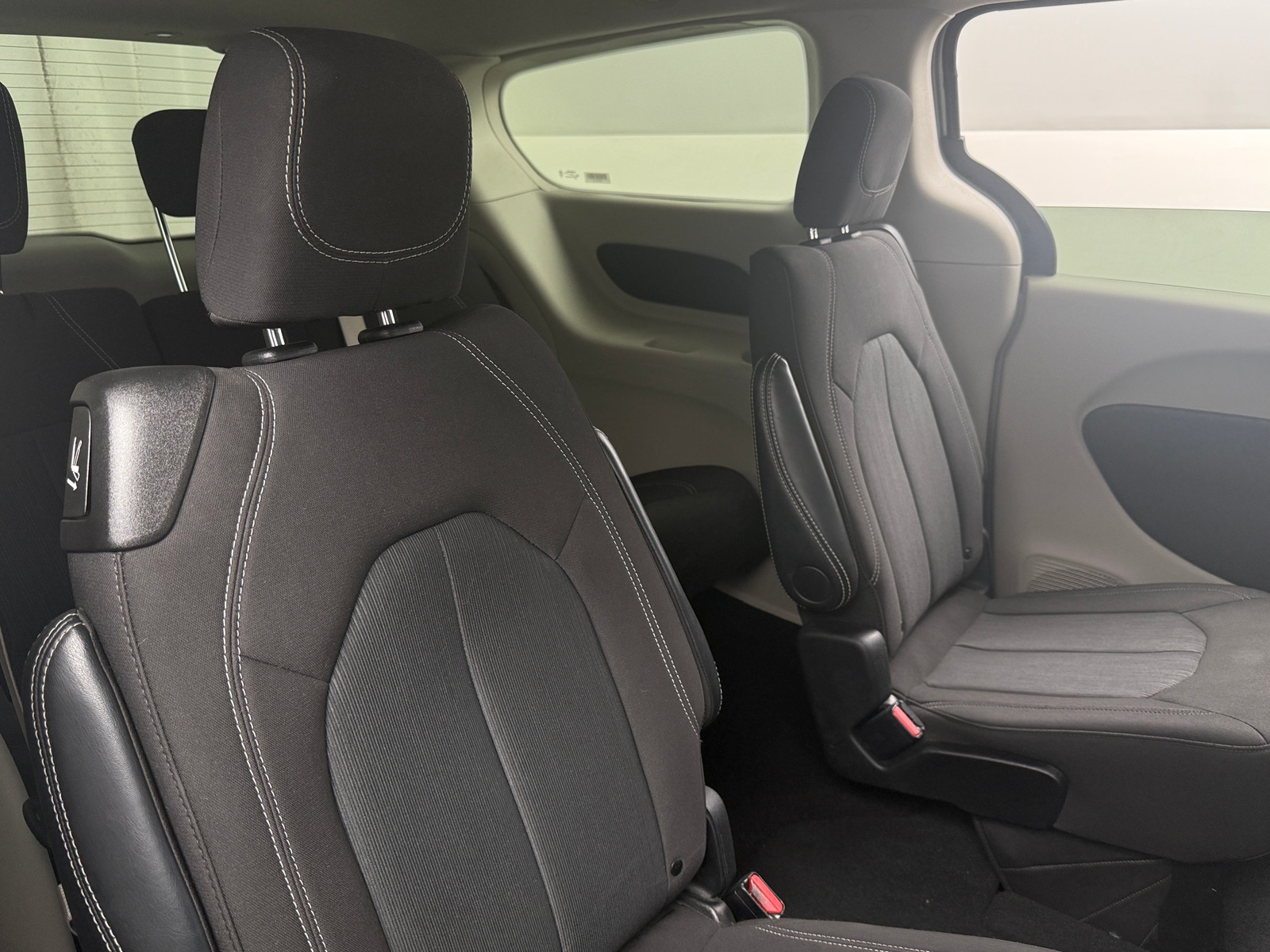 Thumbnail: 2024 Chrysler Voyager - 6