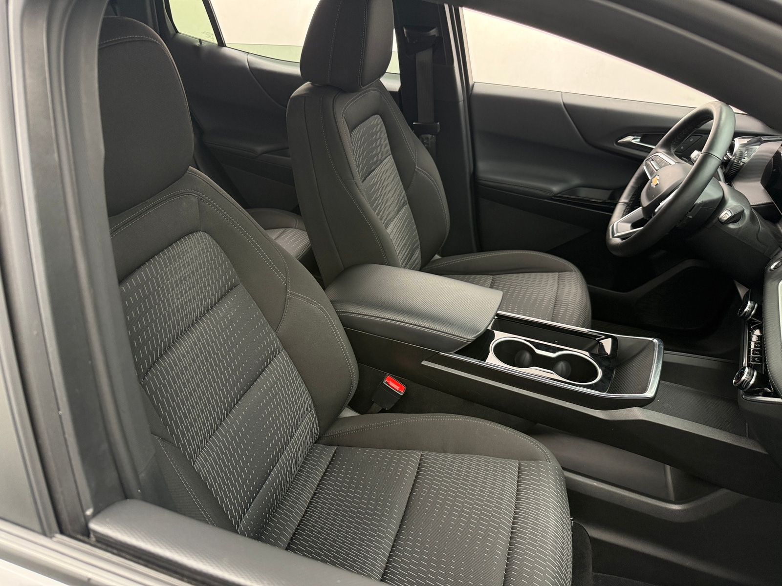 Thumbnail: 2025 Chevrolet Equinox - 2