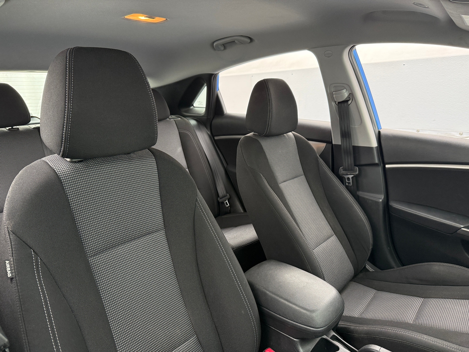 Thumbnail: 2017 Hyundai Elantra - 2