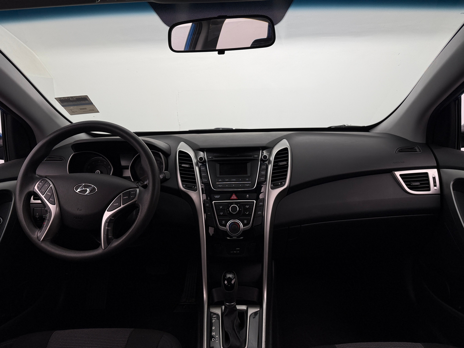 Thumbnail: 2017 Hyundai Elantra - 3