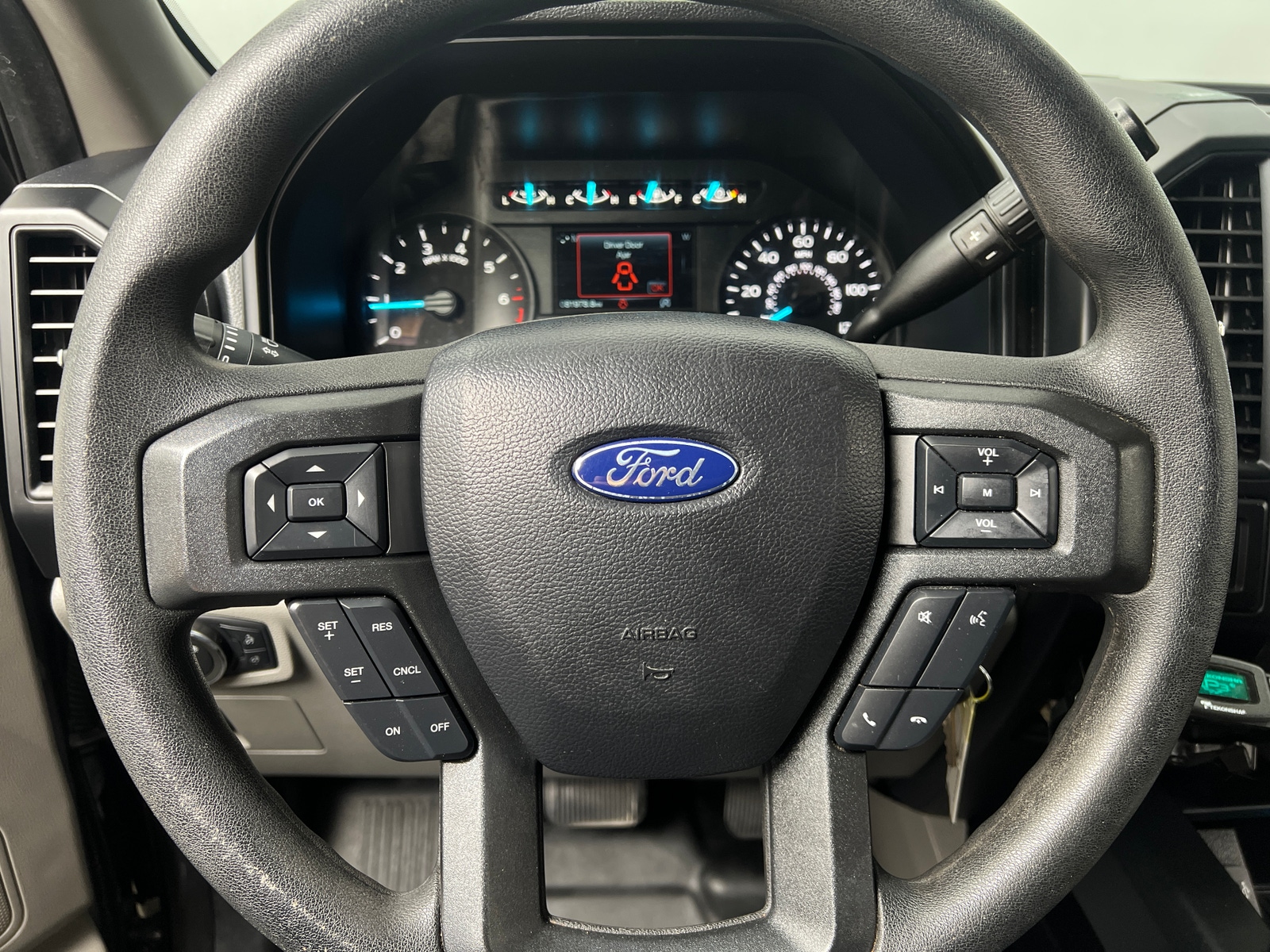 Thumbnail: 2020 Ford Econoline - 5