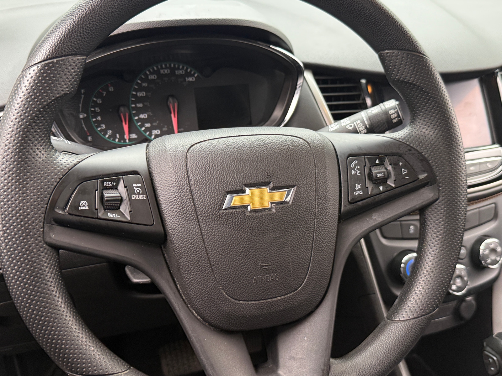 Thumbnail: 2020 Chevrolet Trax - 5