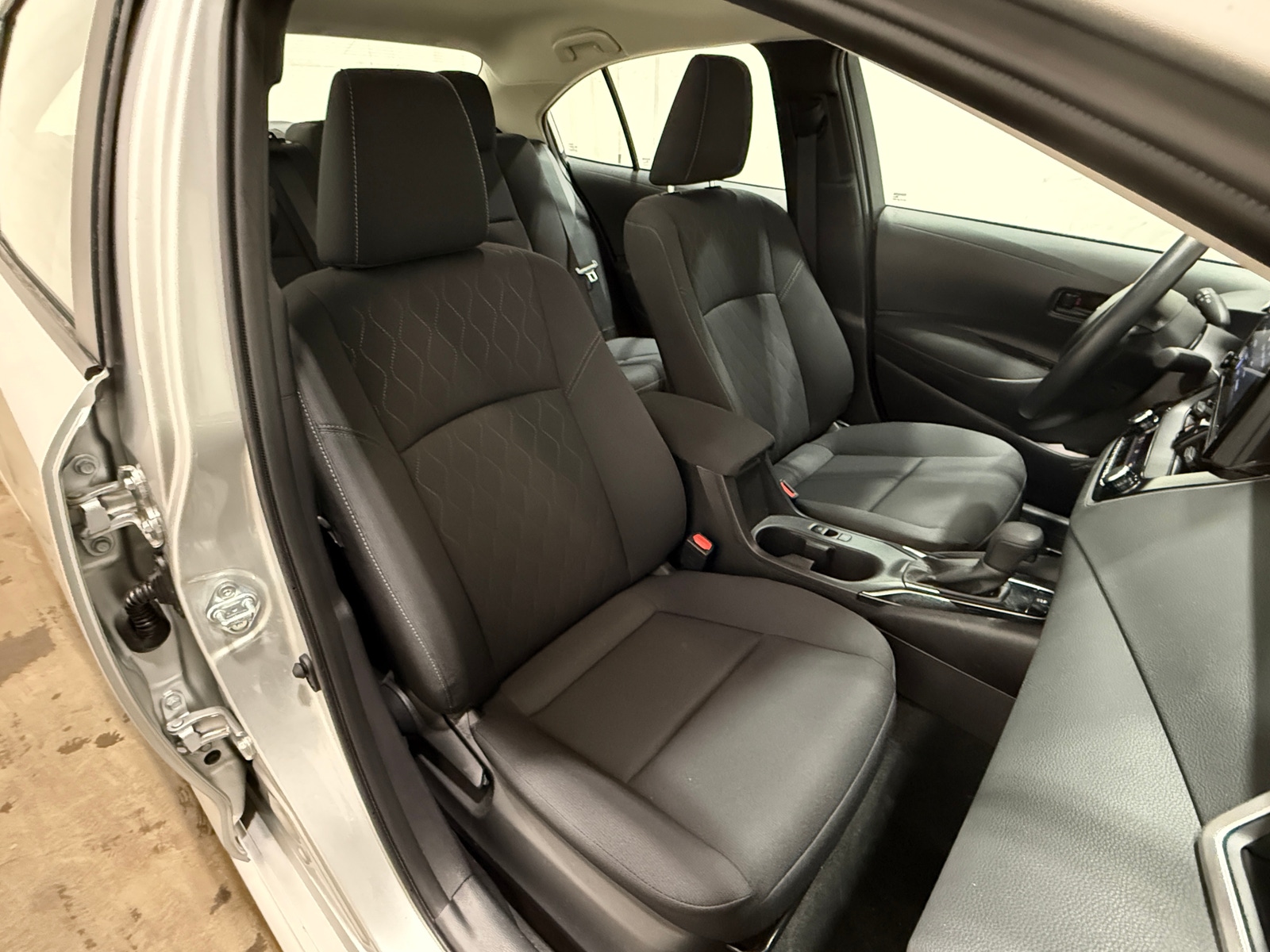 Thumbnail: 2025 Toyota Corolla - 2