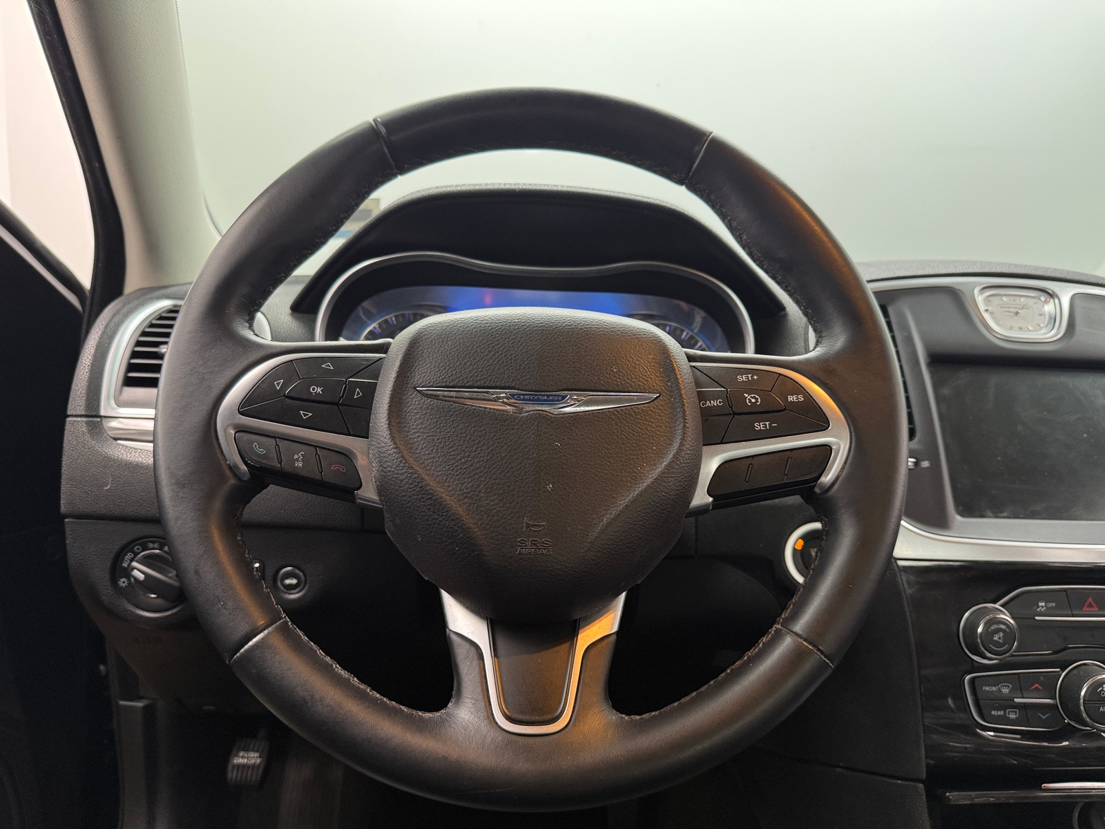 Thumbnail: 2015 Chrysler 300 - 4