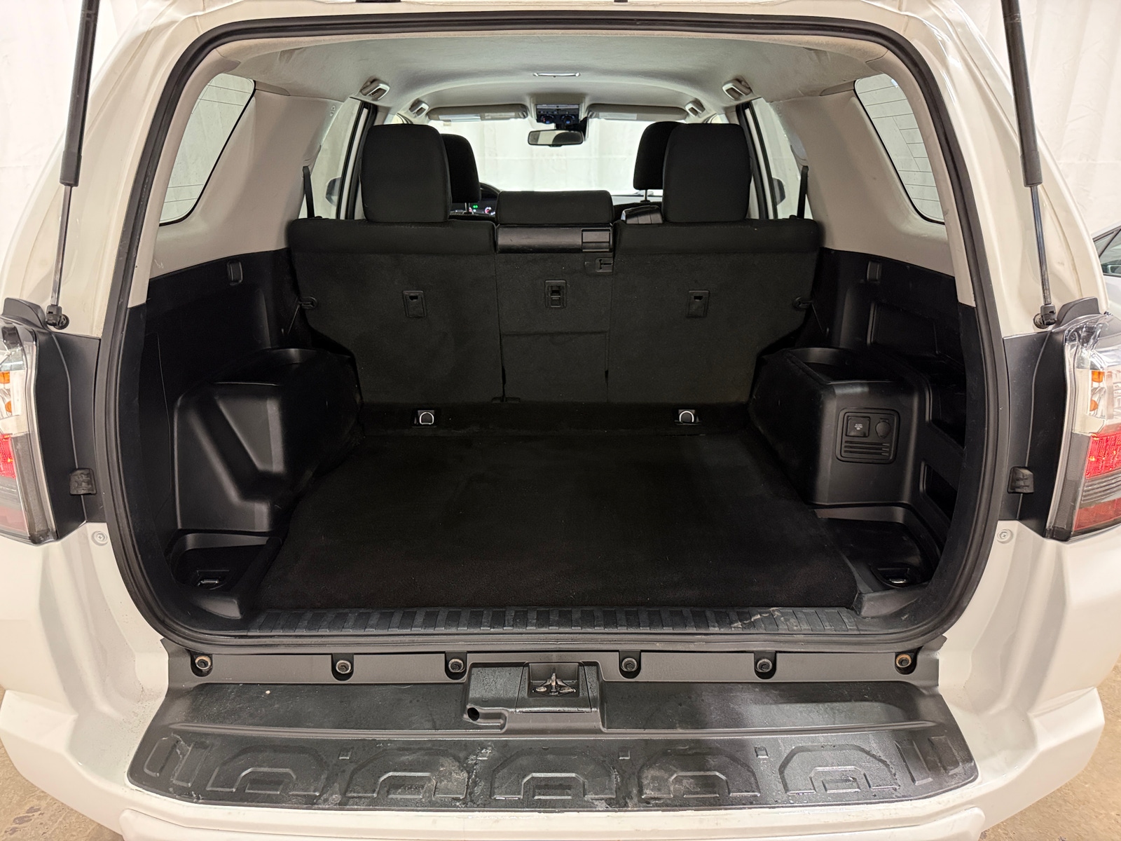 Thumbnail: 2022 Toyota 4Runner - 7