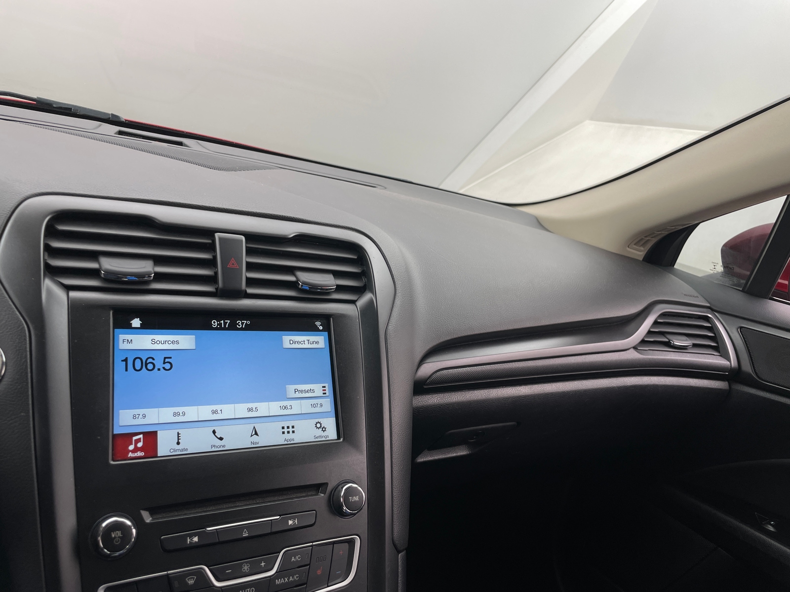 Thumbnail: 2018 Ford Fusion - 4