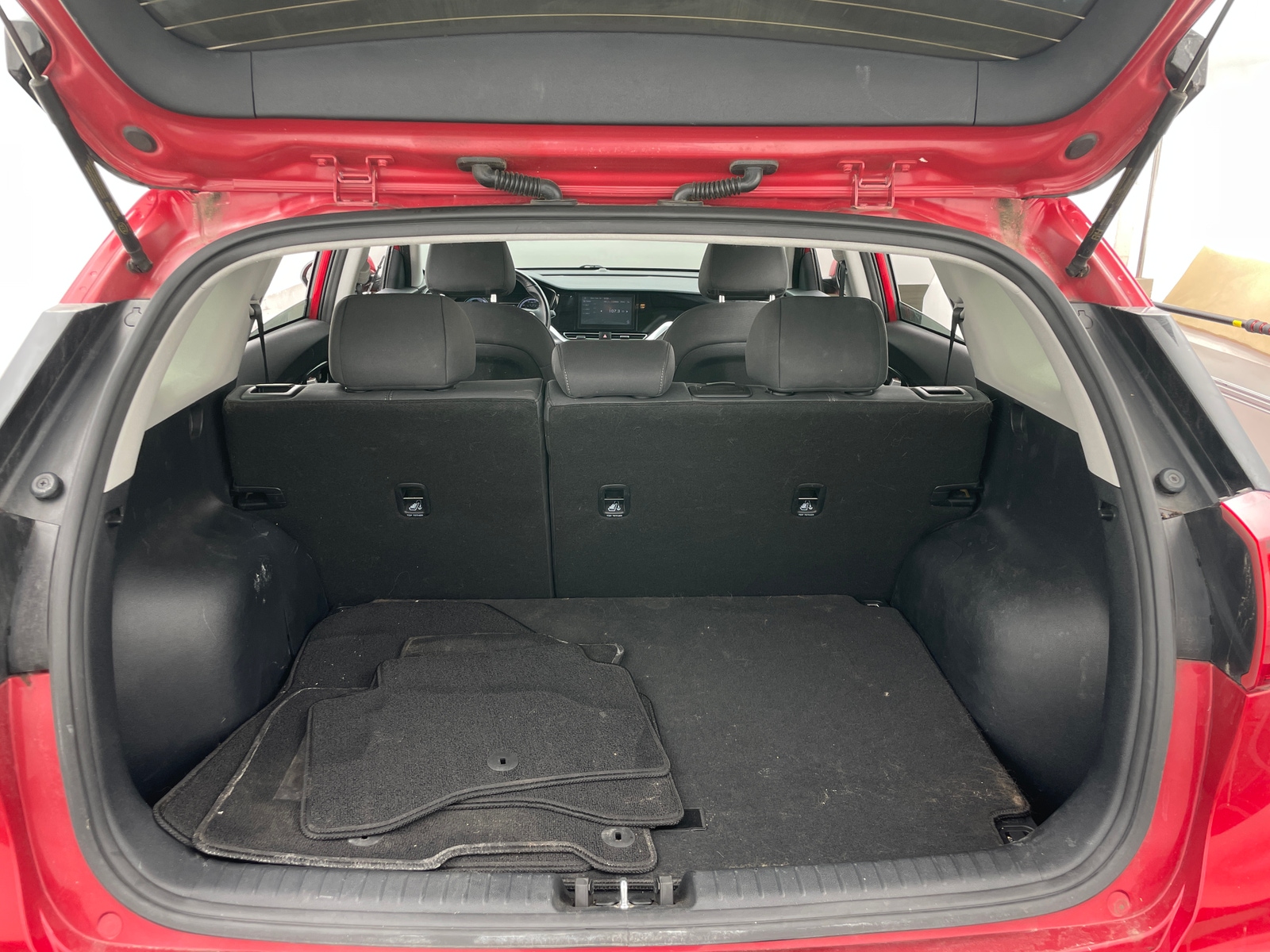 Thumbnail: 2022 Kia Niro - 7