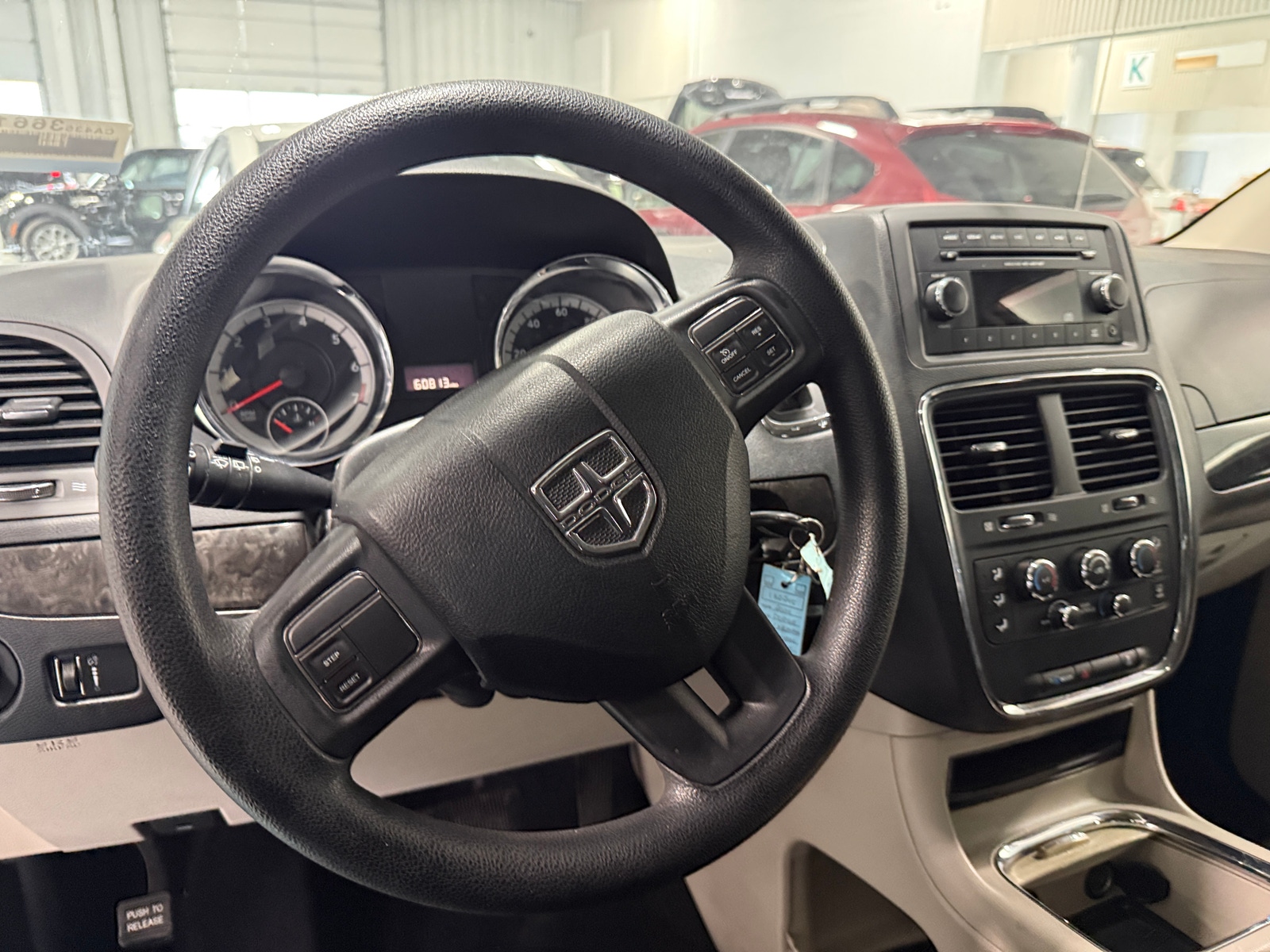 Thumbnail: 2014 Dodge Grand Caravan - 5