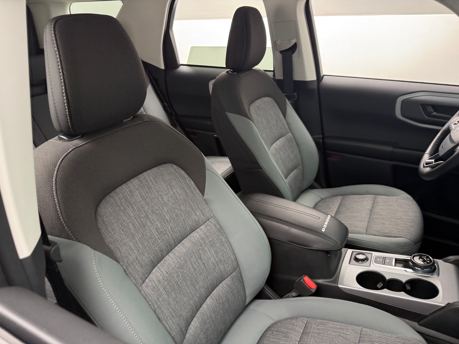 Thumbnail: 2022 Ford Bronco Sport - 2