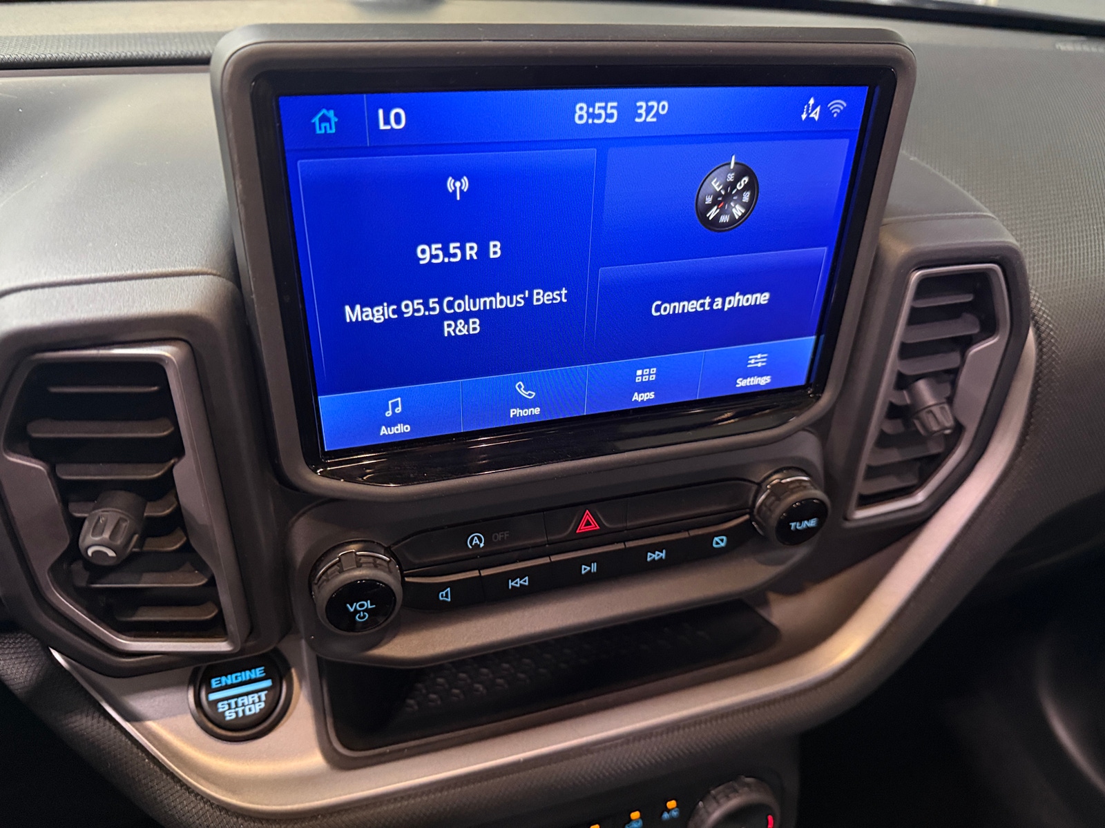 Thumbnail: 2022 Ford Bronco Sport - 4