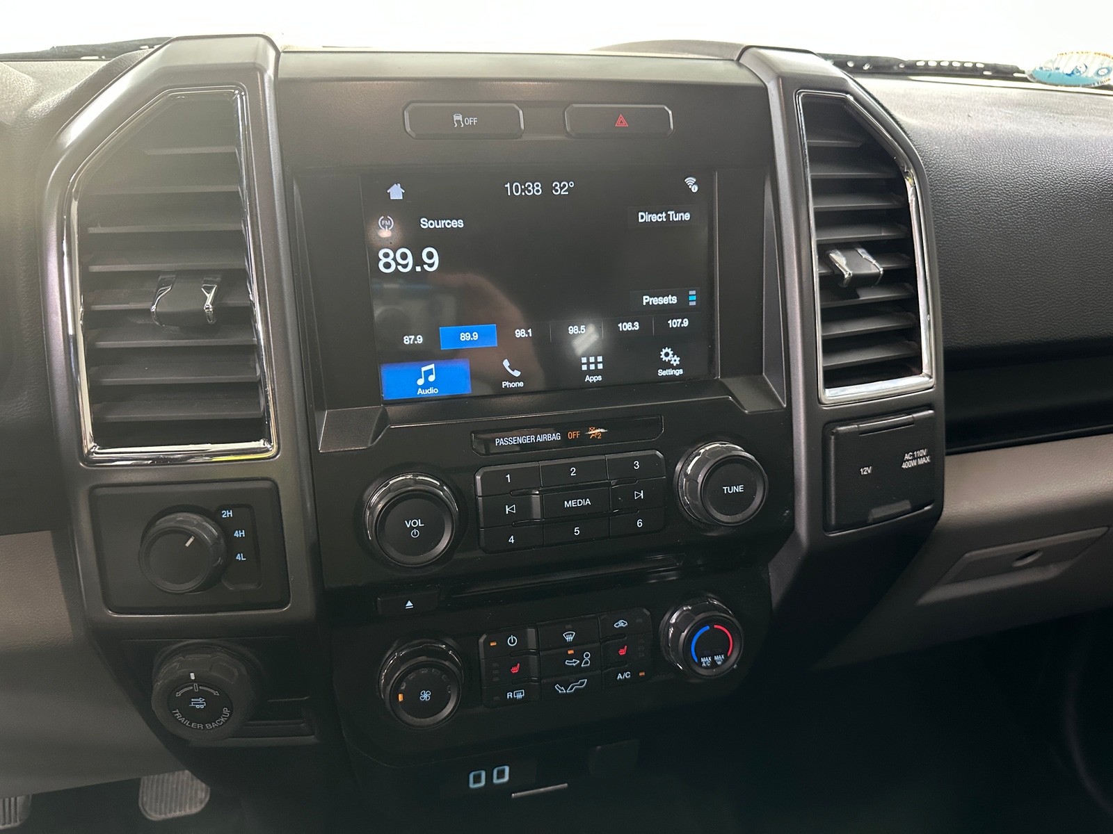 Thumbnail: 2016 Ford Econoline - 4