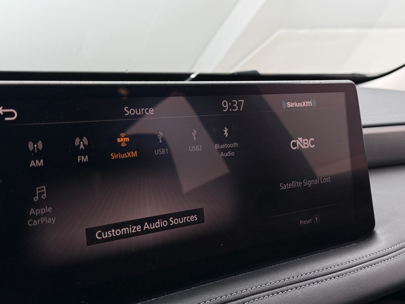 Thumbnail: 2023 INFINITI QX60 - 3