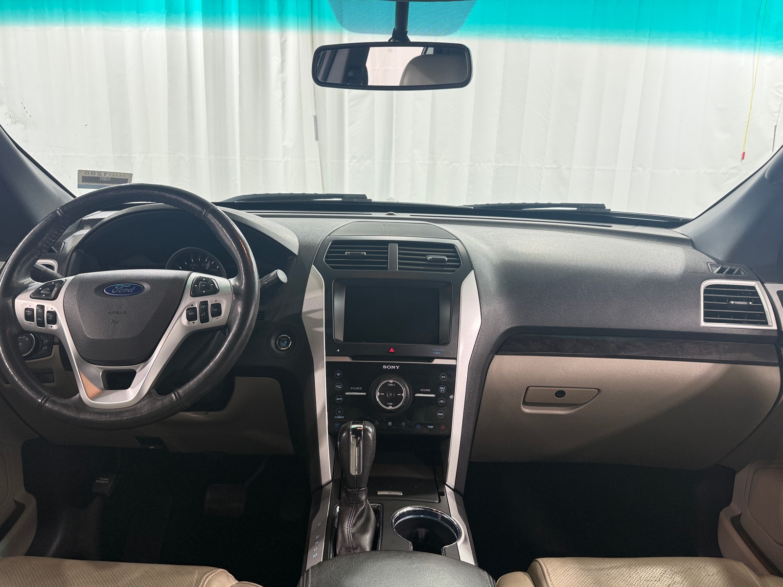 Thumbnail: 2014 Ford Explorer - 2