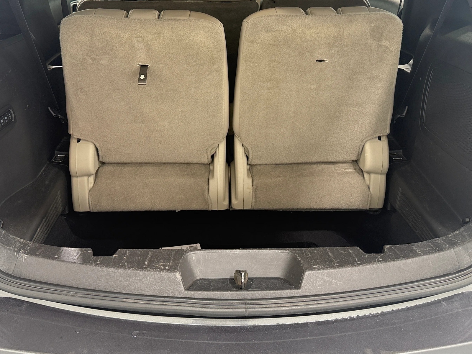 Thumbnail: 2014 Ford Explorer - 6