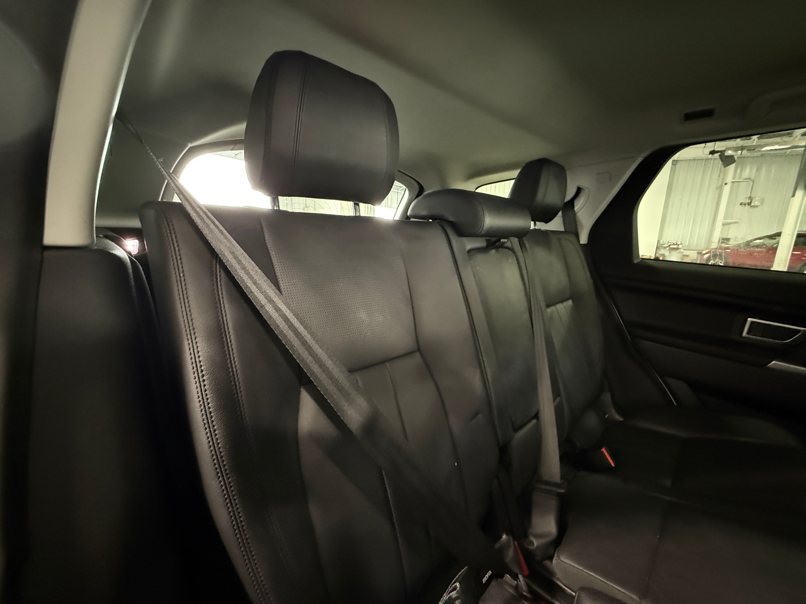 Thumbnail: 2019 Land Rover Discovery Sport - 5