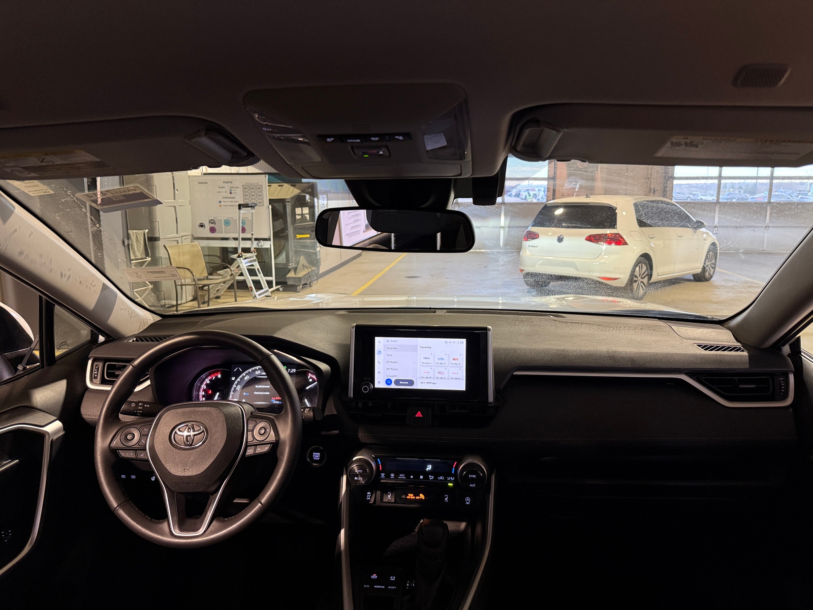 Thumbnail: 2025 Toyota RAV4 - 3