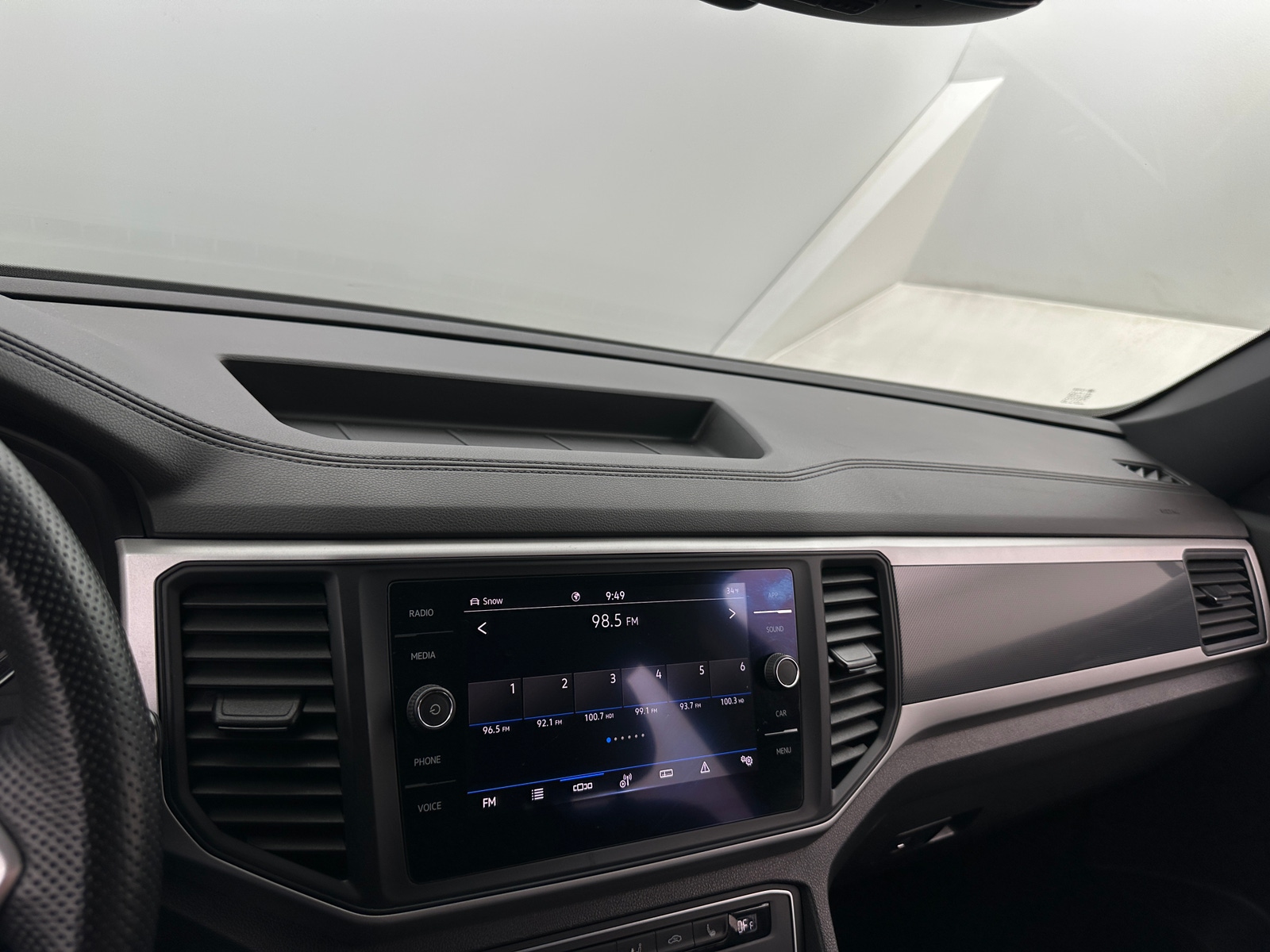 Thumbnail: 2021 Volkswagen Atlas - 3