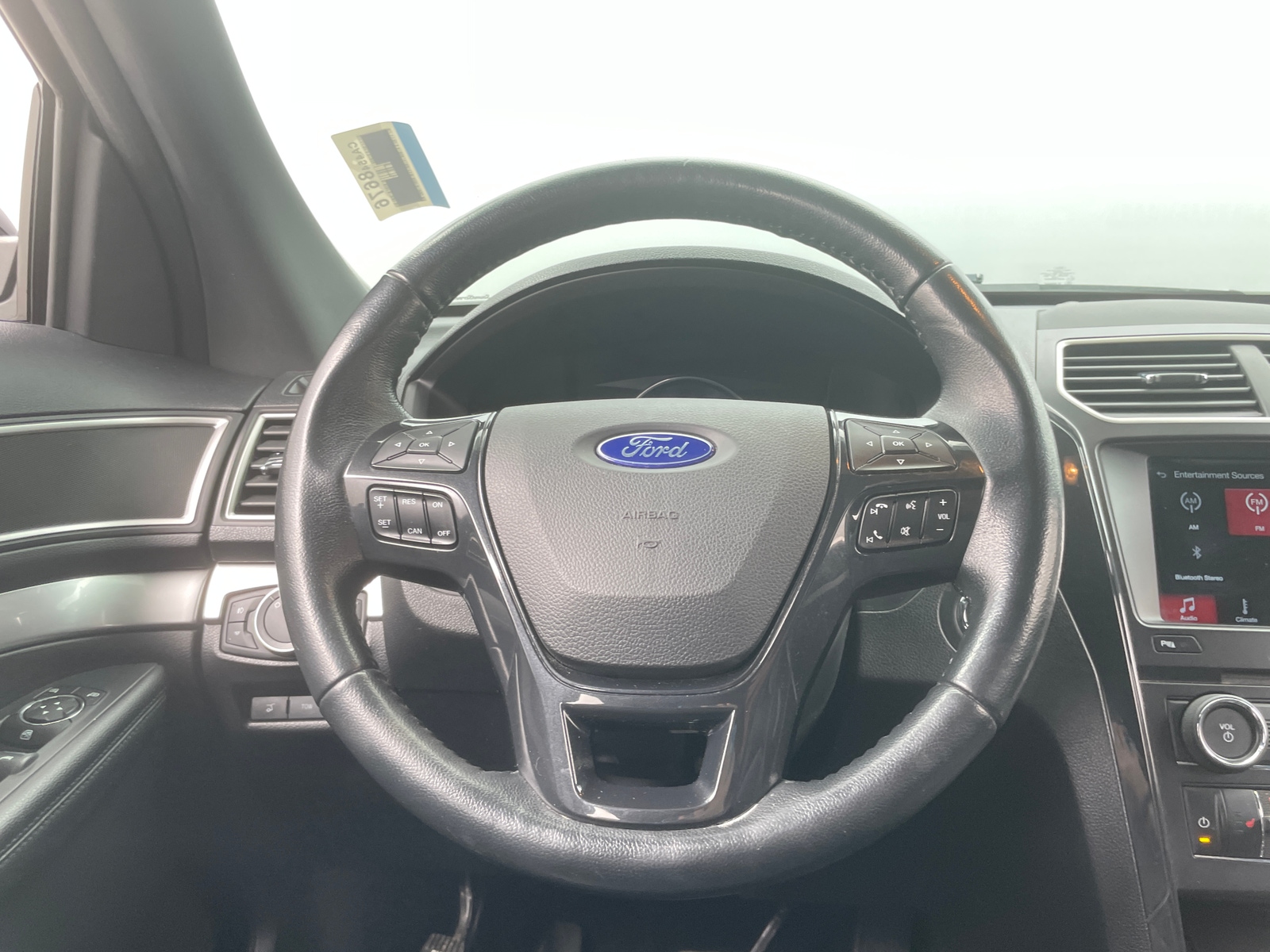 Thumbnail: 2017 Ford Explorer - 4