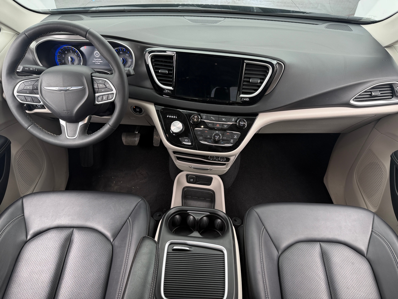 Thumbnail: 2024 Chrysler Pacifica - 2