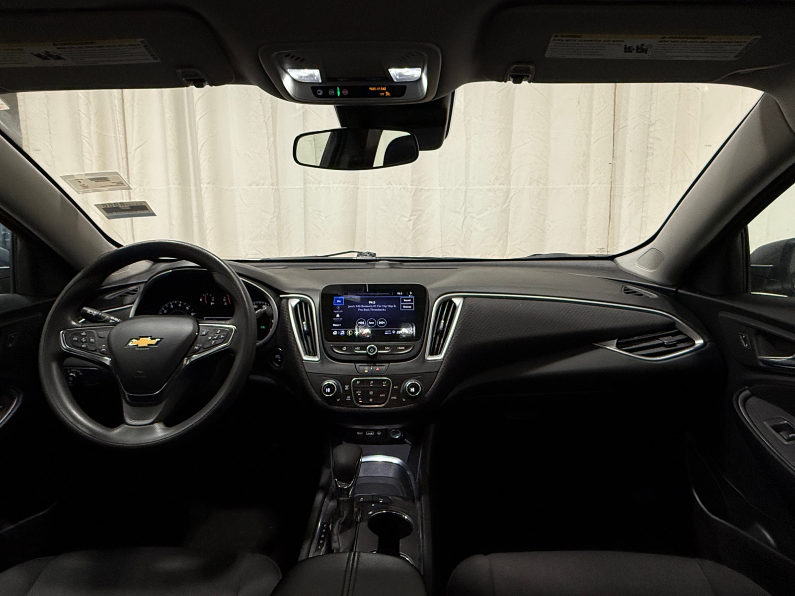 Thumbnail: 2024 Chevrolet Malibu - 3