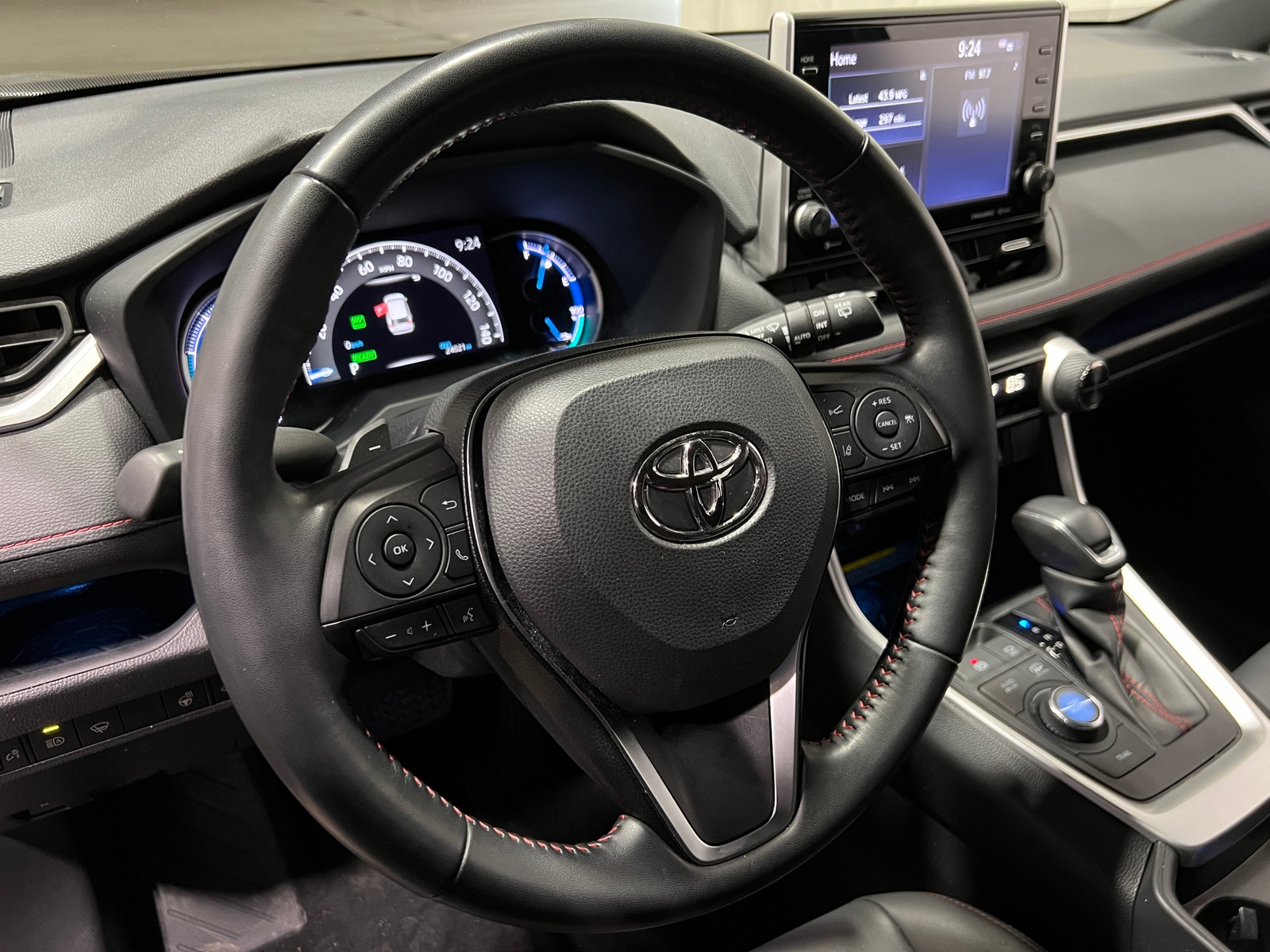 Thumbnail: 2021 Toyota RAV4 - 5